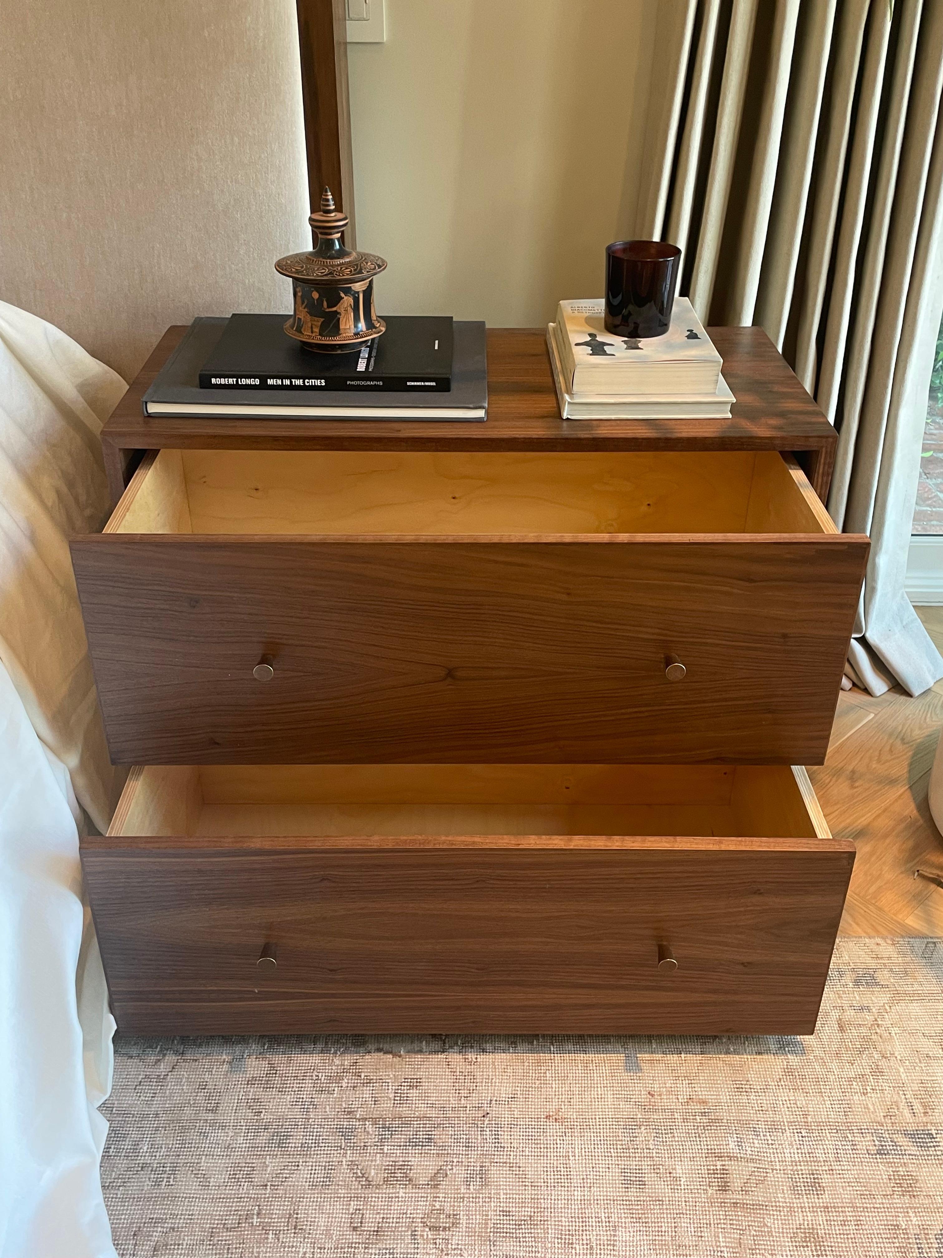 Pair of Double Drawer Walnut Nightstands with Coffee-toned Finish  In Excellent Condition For Sale In West Hollywood, CA