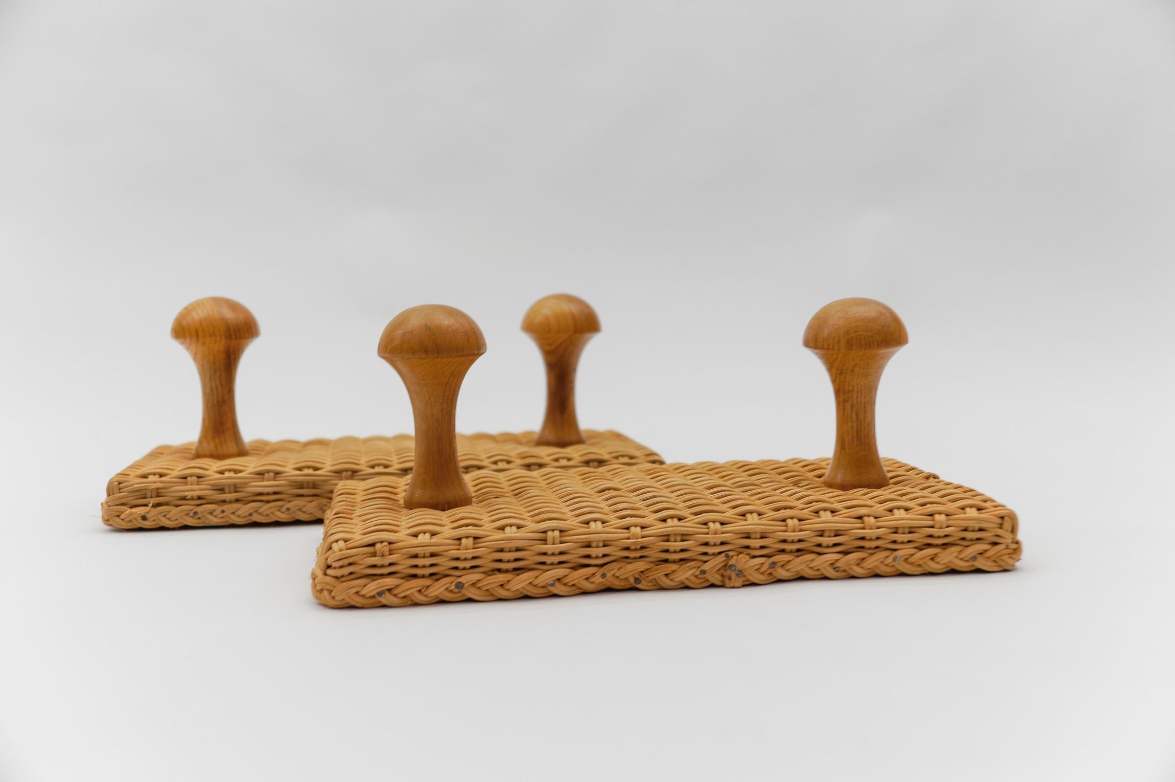 Pair of Double Scandinavian Wall Mounted Coat Hooks in Rattan and Wood, 1960s For Sale 6