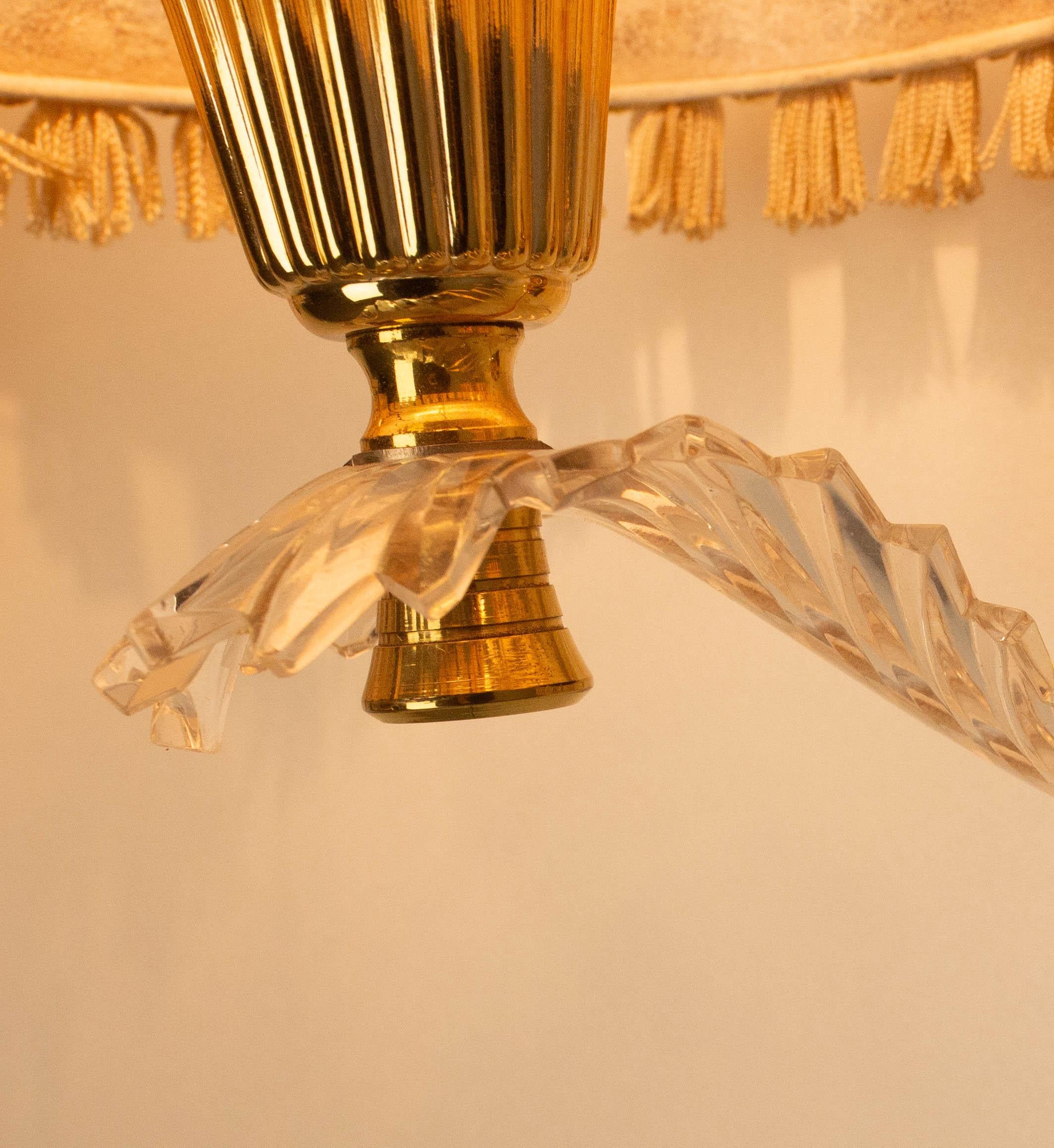 Pair of Double Sconces Brass and Resin with Lampshades, Louis XV style c 1960 en venta 2