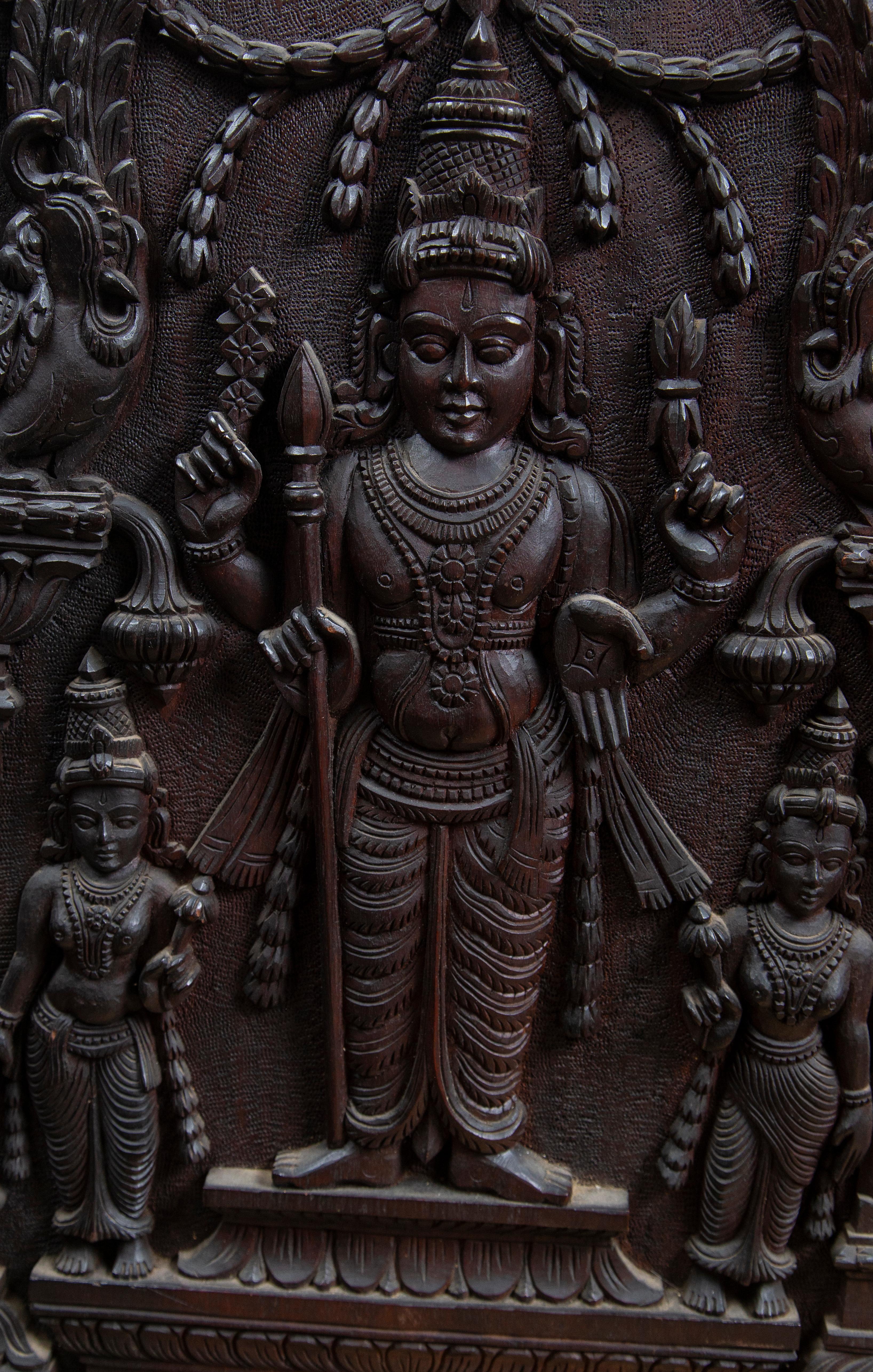 Paire de panneaux double face en bois sculpté d'Inde du Sud en vente 3