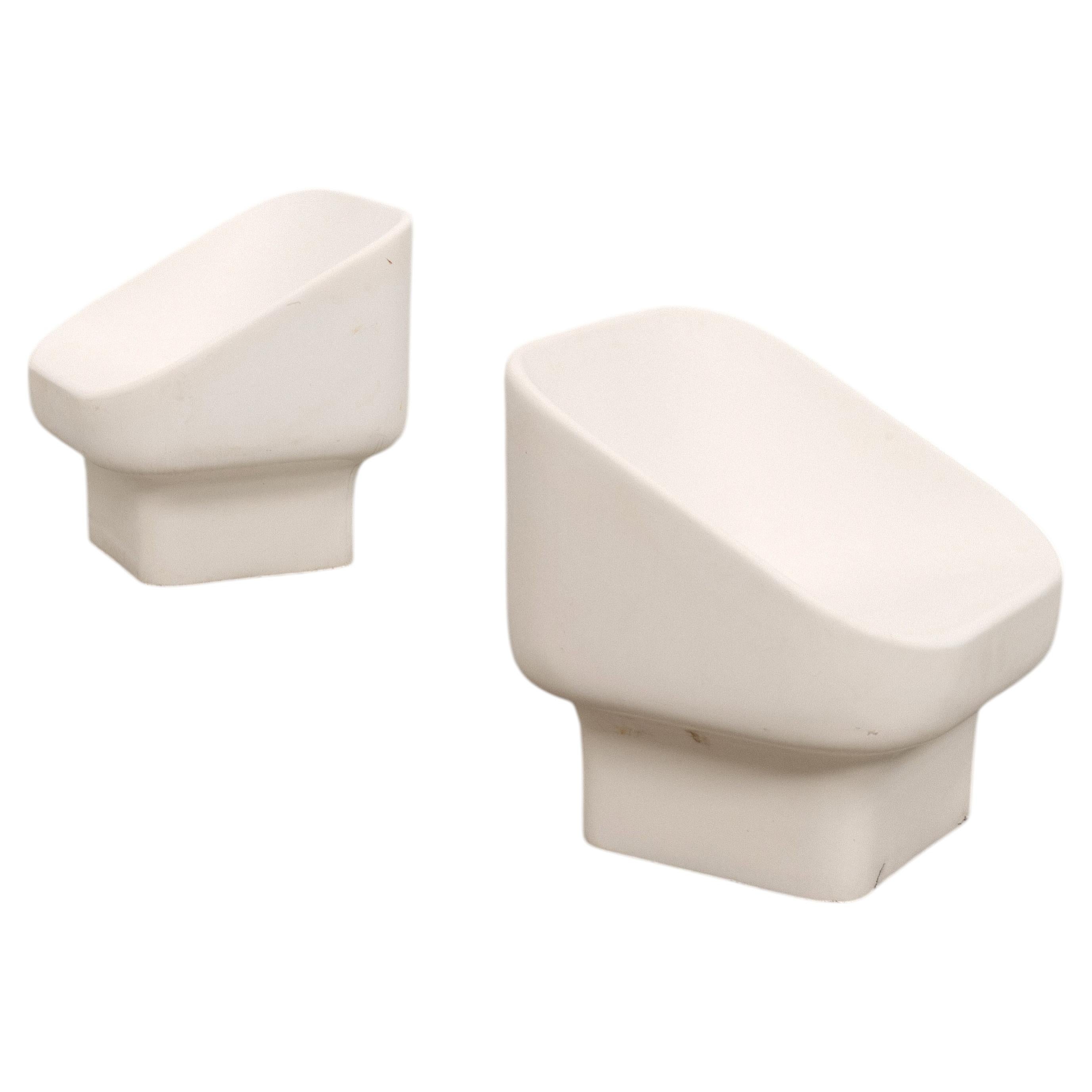 Pair of Douglas Deeds Fiberglass Lounge Chairs for Sintoform, USA