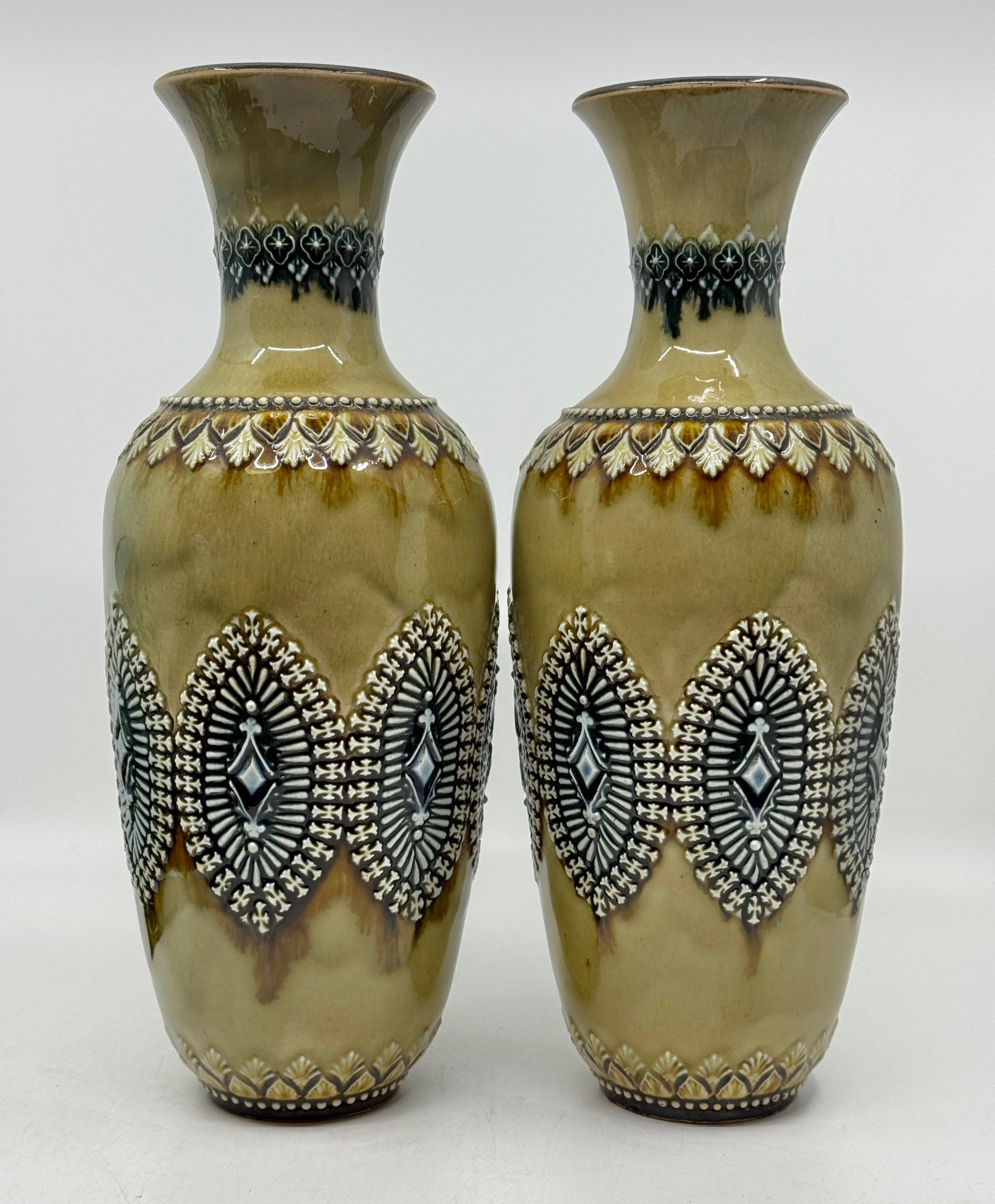 Pair of Doulton Lambeth Salt Glazed Decorated Vases 1884 in vendita 3
