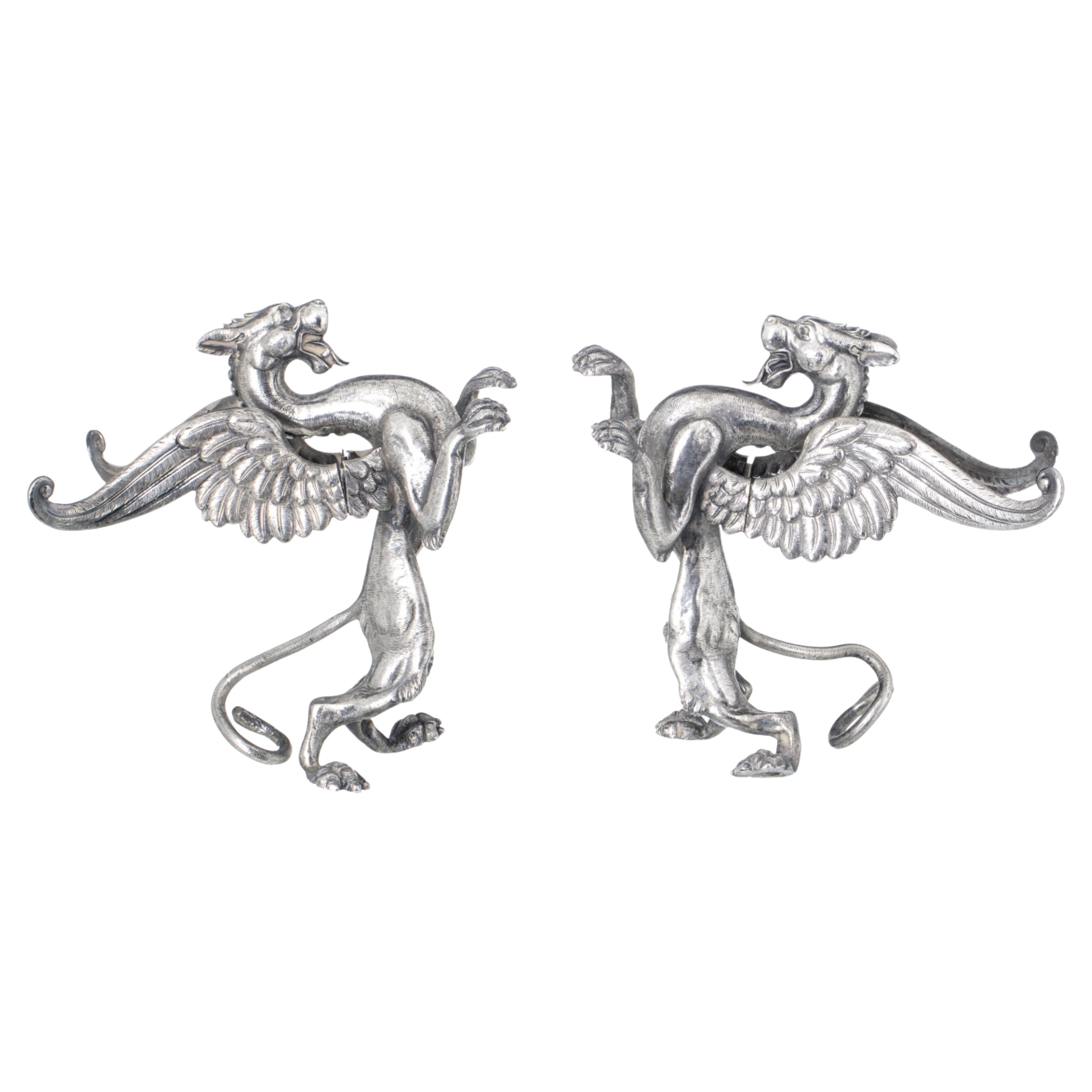 PAIR OF DRAGONS IN PORTUGUESE SILVER 20th Century For Sale