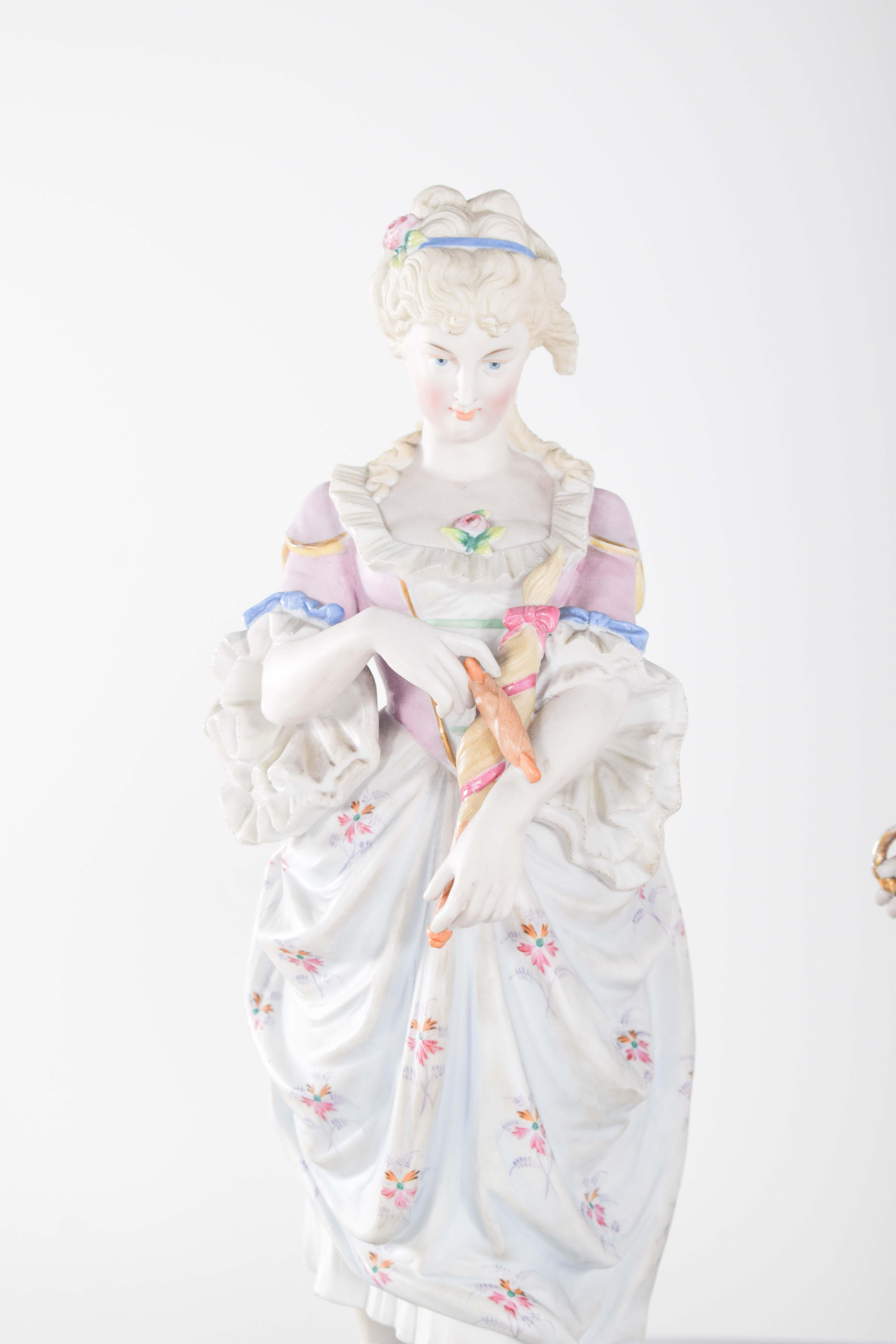 Coppia di sculture di Dresden Porcelain in vendita 7