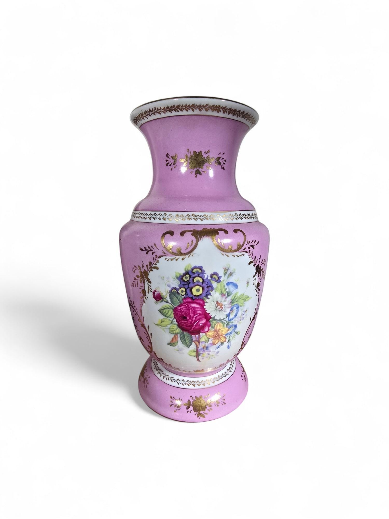 Coppia di vasi di Dresden Porcelain in vendita 4