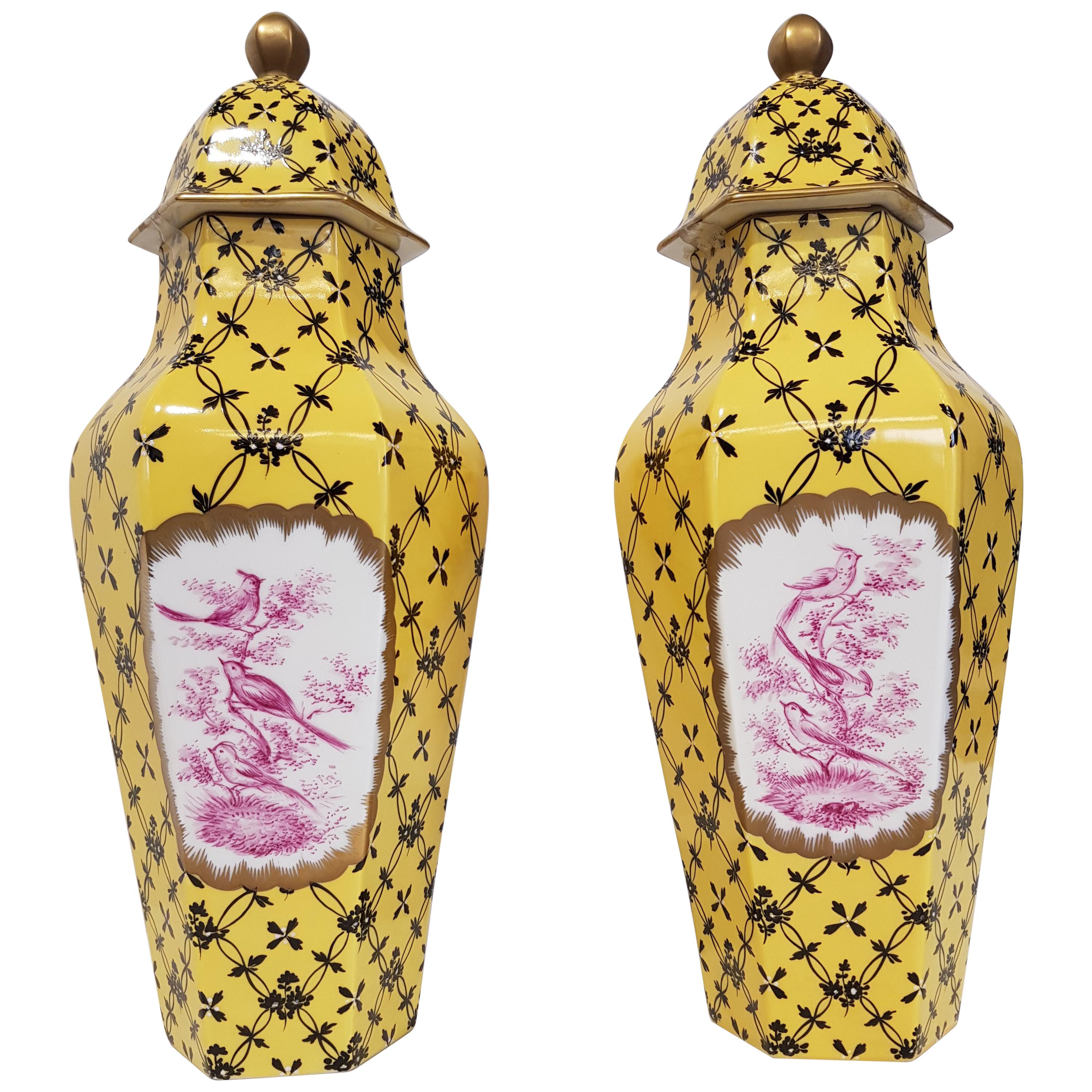 Porcelain Yellow couple vases decorated in pink and black of 1970s Dresden   For Sale