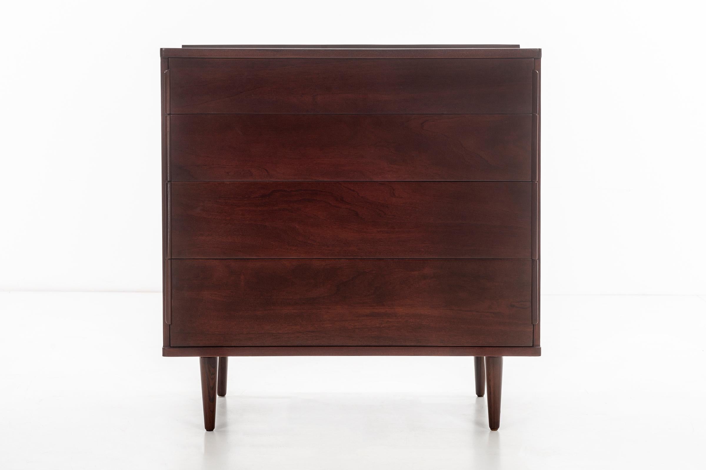 Mid-20th Century Pair of Dressers by Edward Wormley for Dunbar