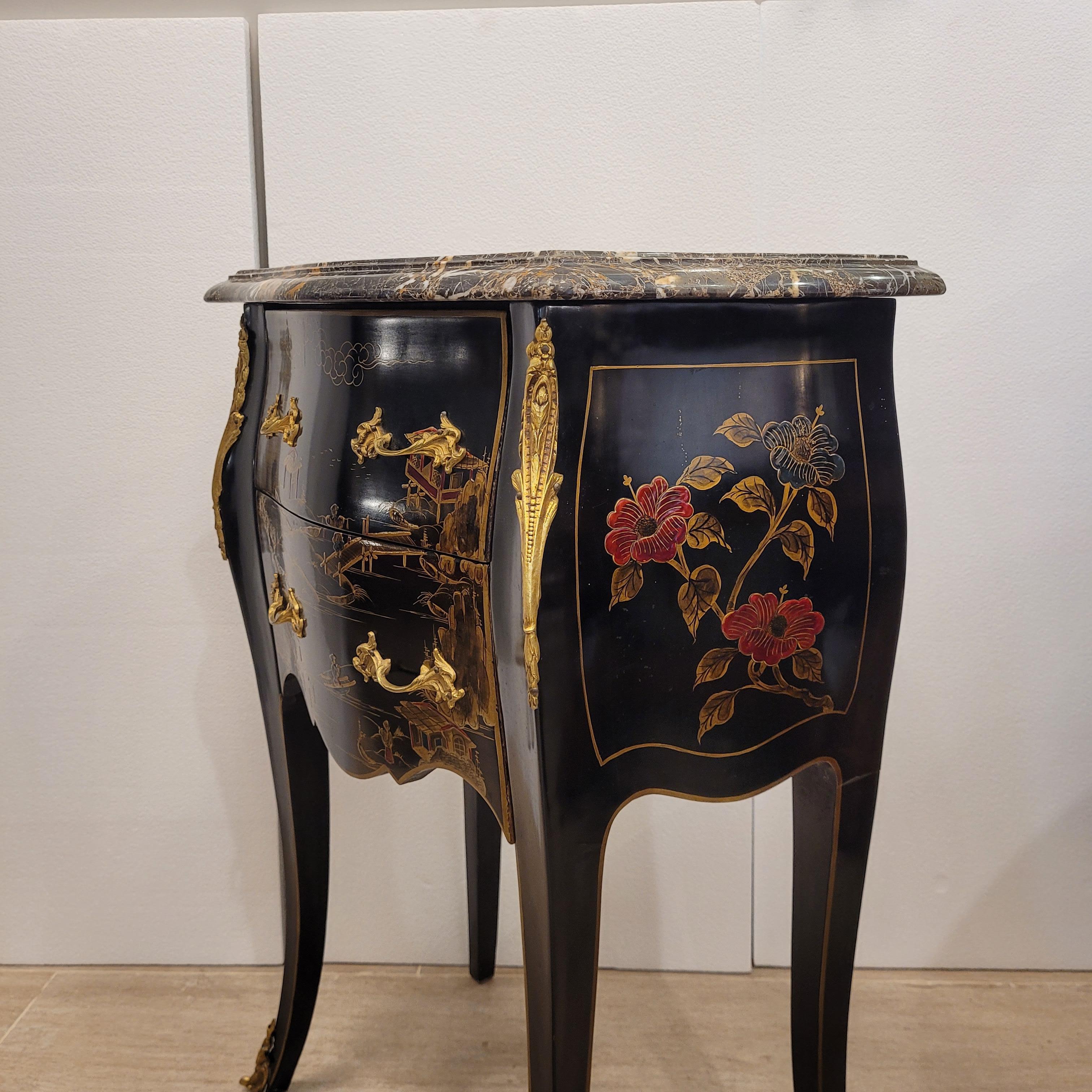 Ormolu Pair of dressers with Louis XV Style chinoiseries, 1910 – France