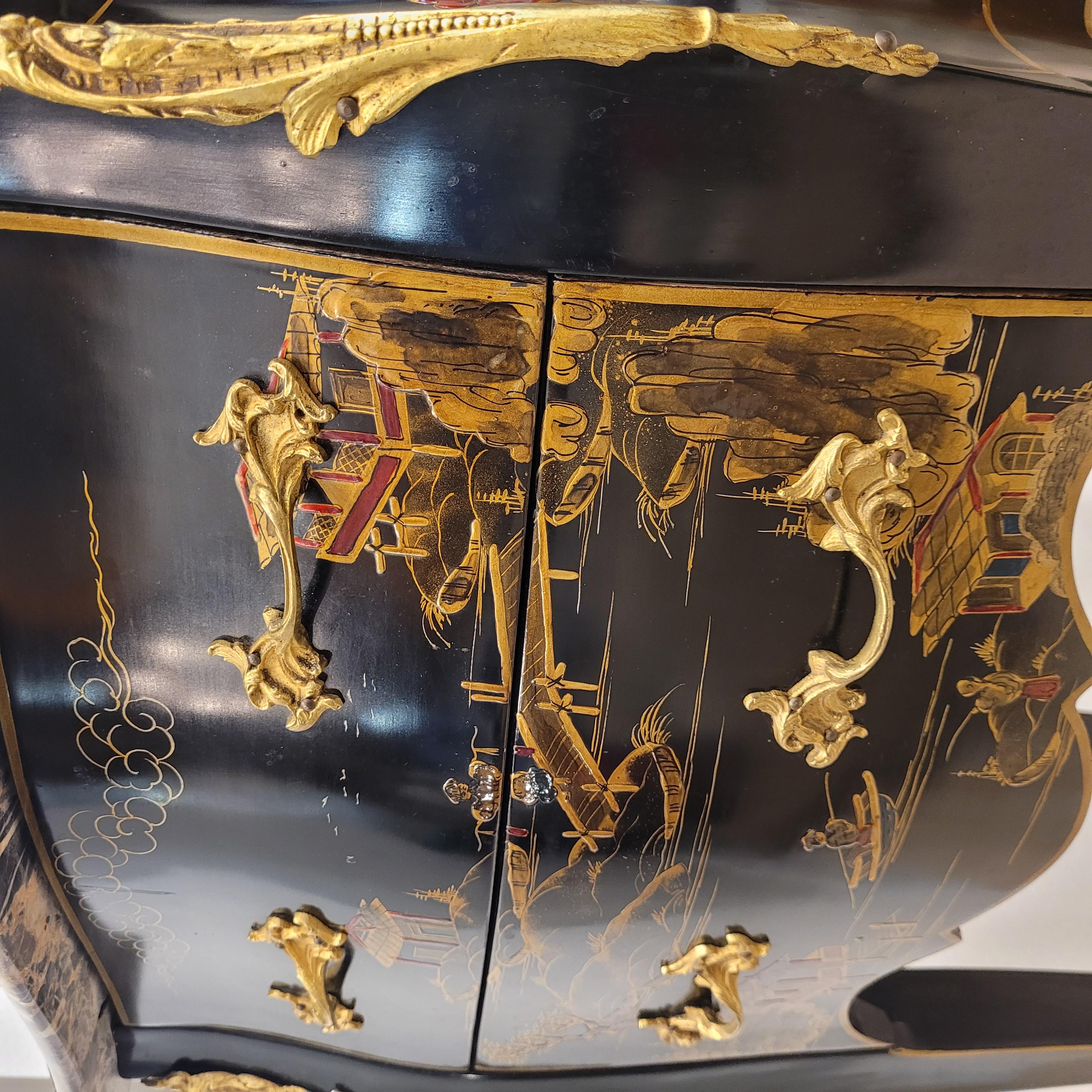 Pair of dressers with Louis XV Style chinoiseries, 1910 – France 1