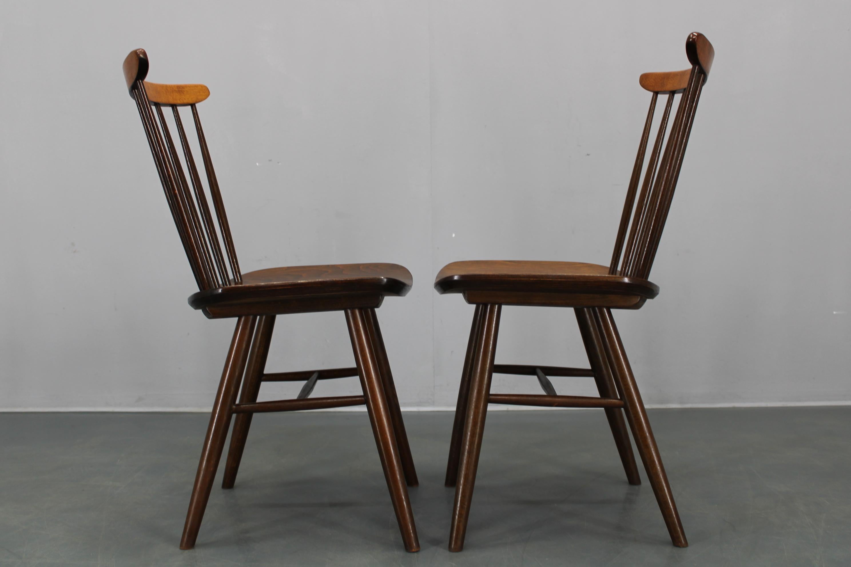 Paar Drevounia Stühle aus massiver Buche und Sperrholzfurnier, Tschechoslowakei, 1970er Jahre (20. Jahrhundert) im Angebot
