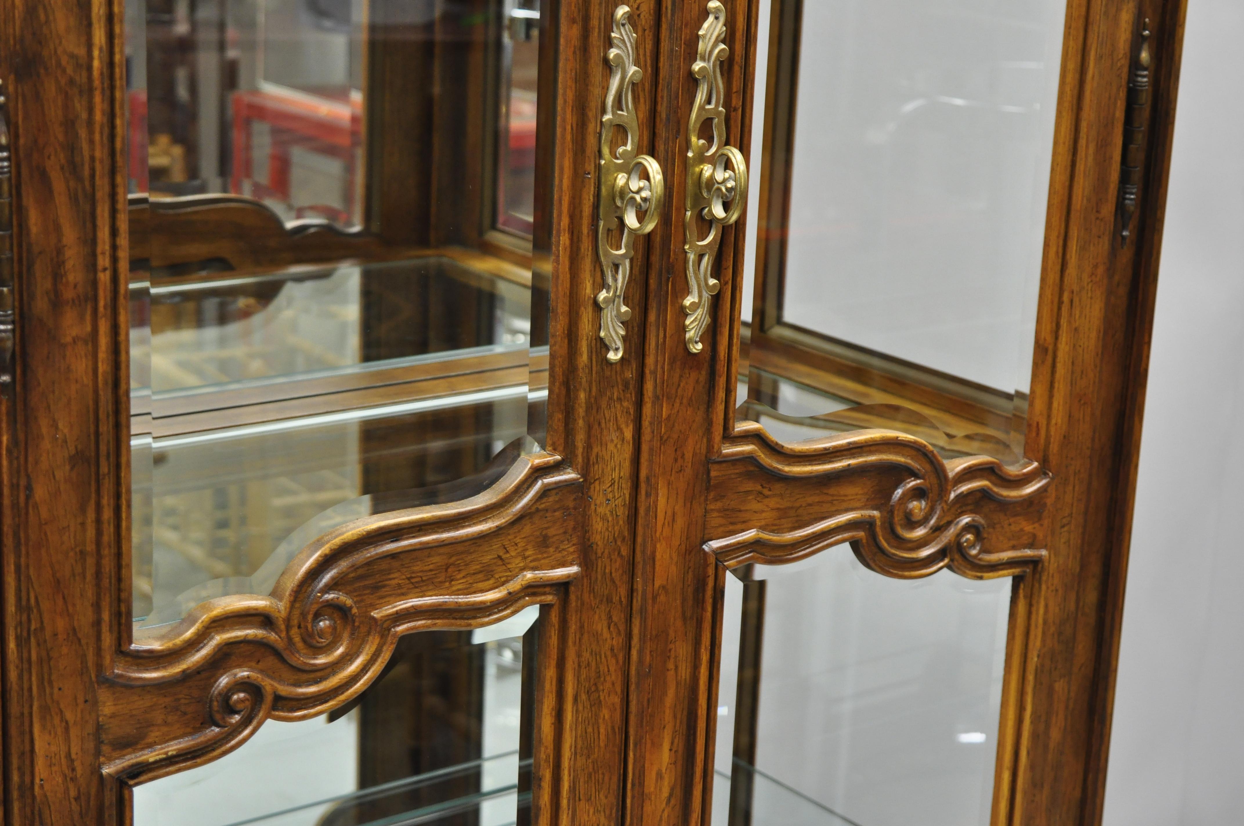 drexel heritage display cabinet