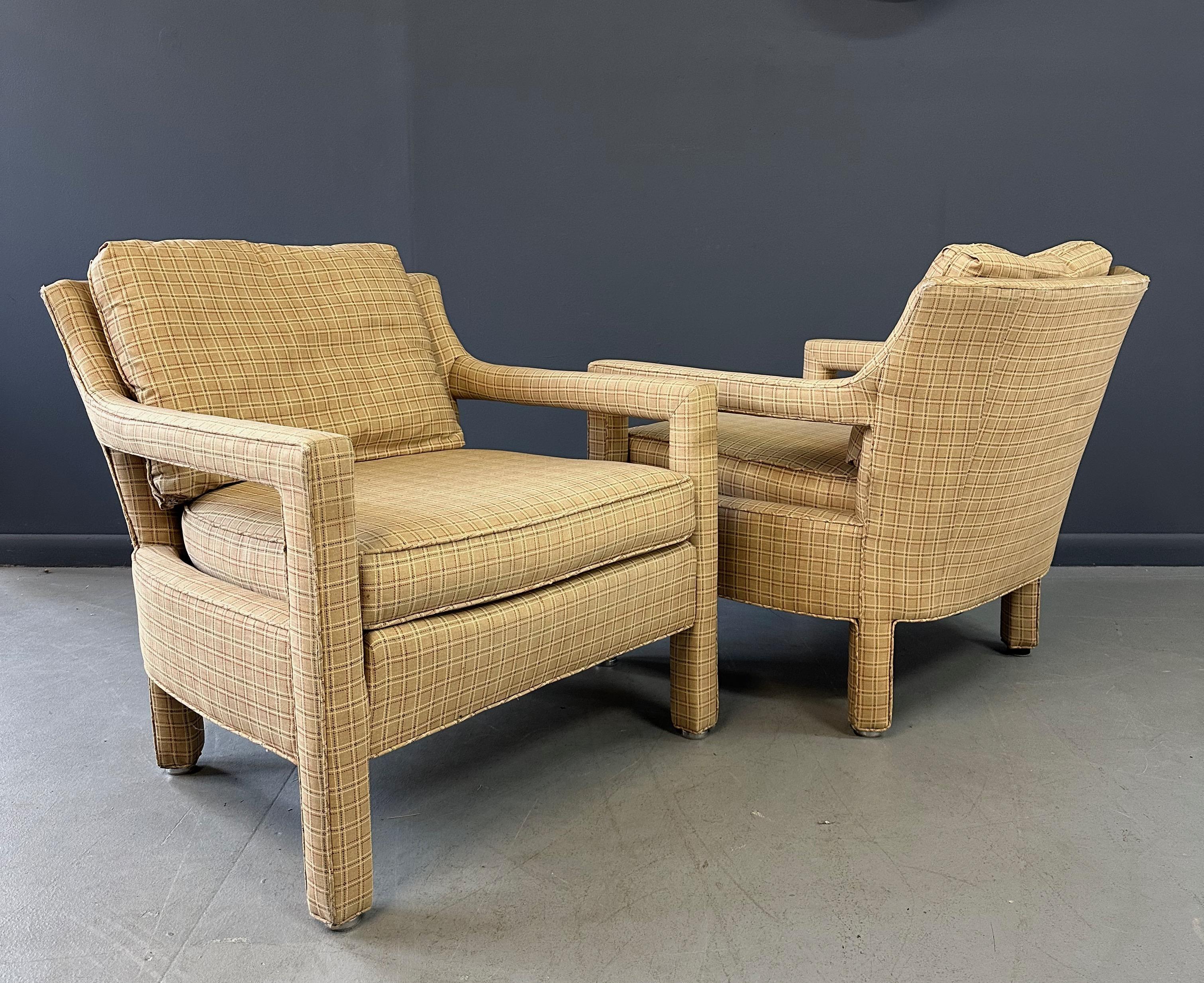 Pareja de Sillas Drexel Estilo Parson con Respaldos Curvilíneos Mediados de Siglo en venta 7