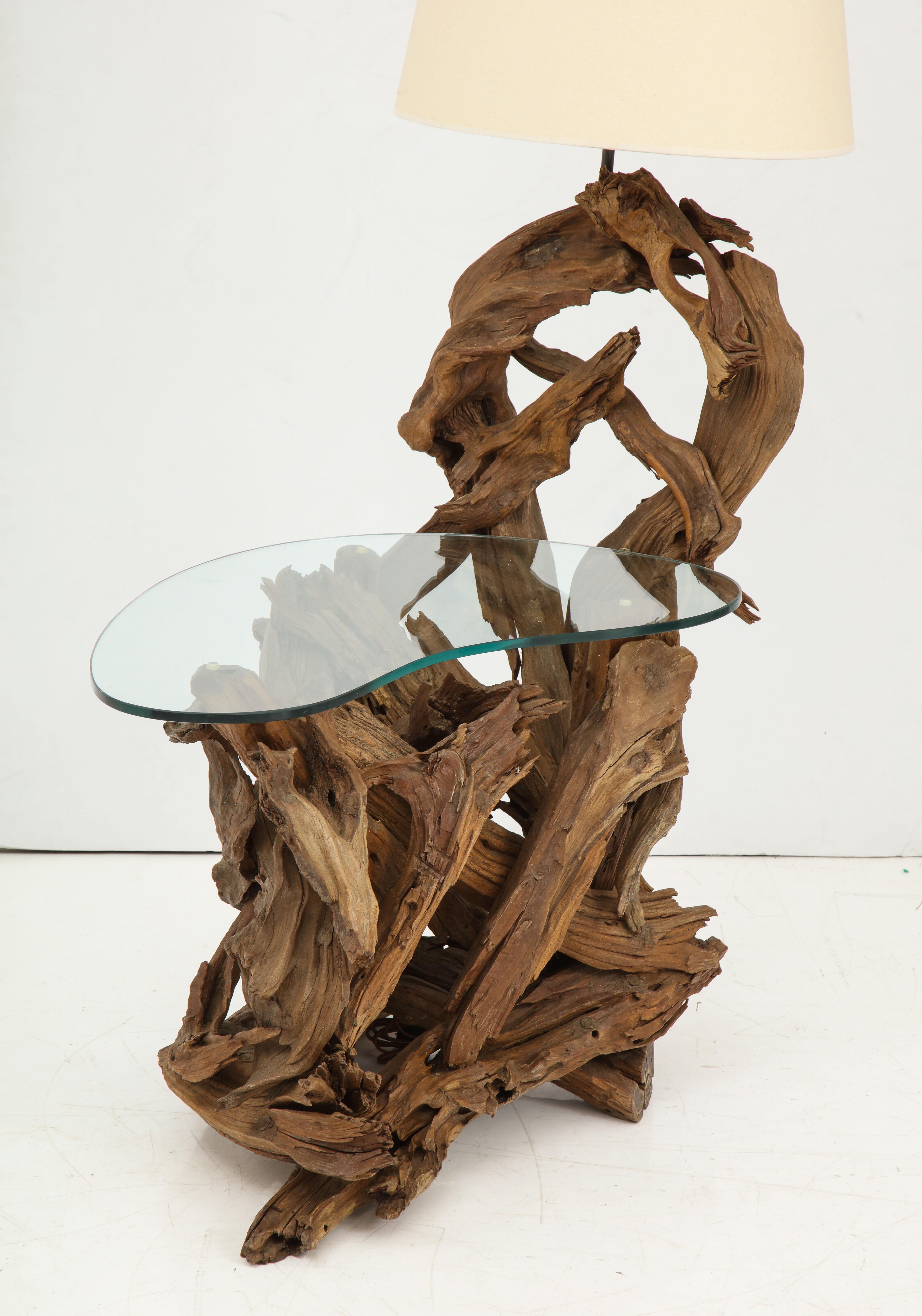 Pair of Driftwood Lamp Tables In Good Condition For Sale In New York, NY