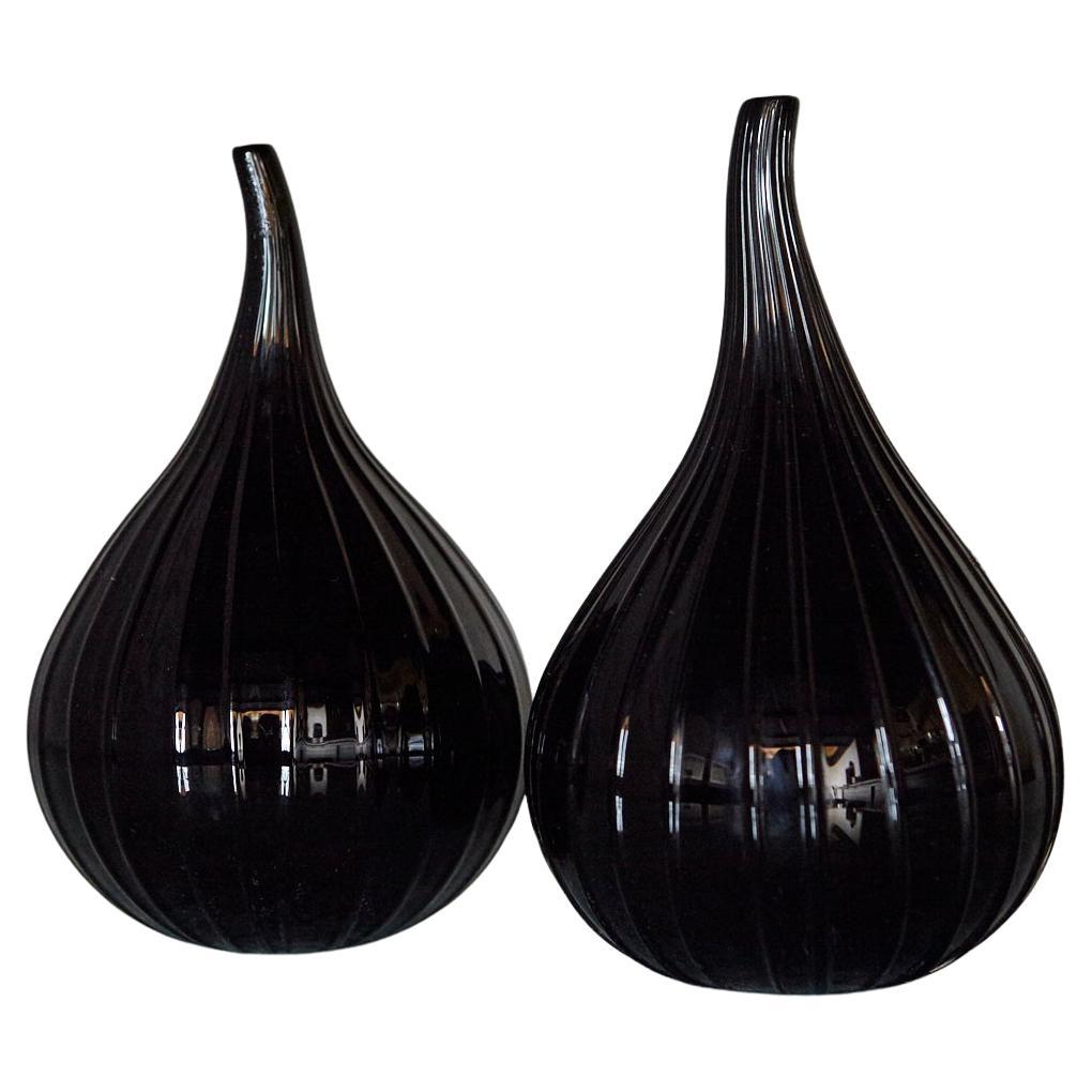 Coppia di vasi in vetro di Murano nero "Drops" di Renzo Stellon per Salviati, 2009