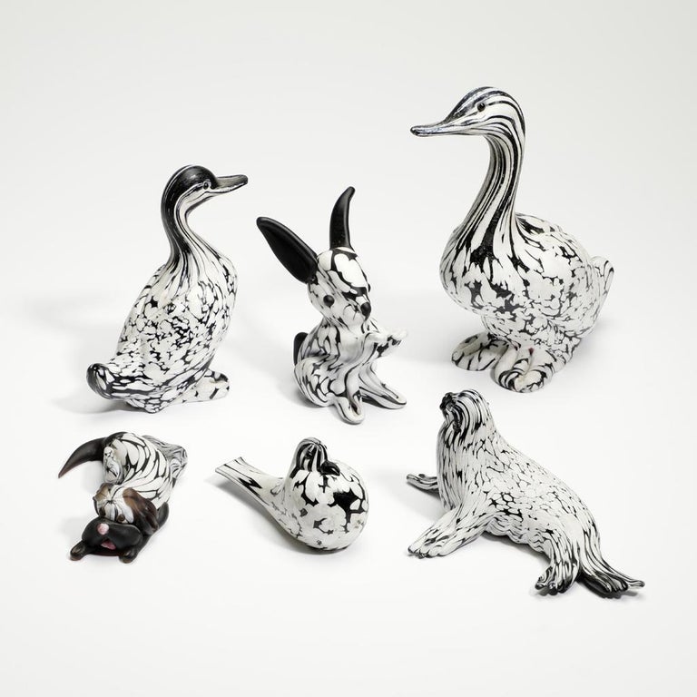 Pair of Ducks Animal Sculptures by Archimede Seguso Murano in Black & White For Sale 1