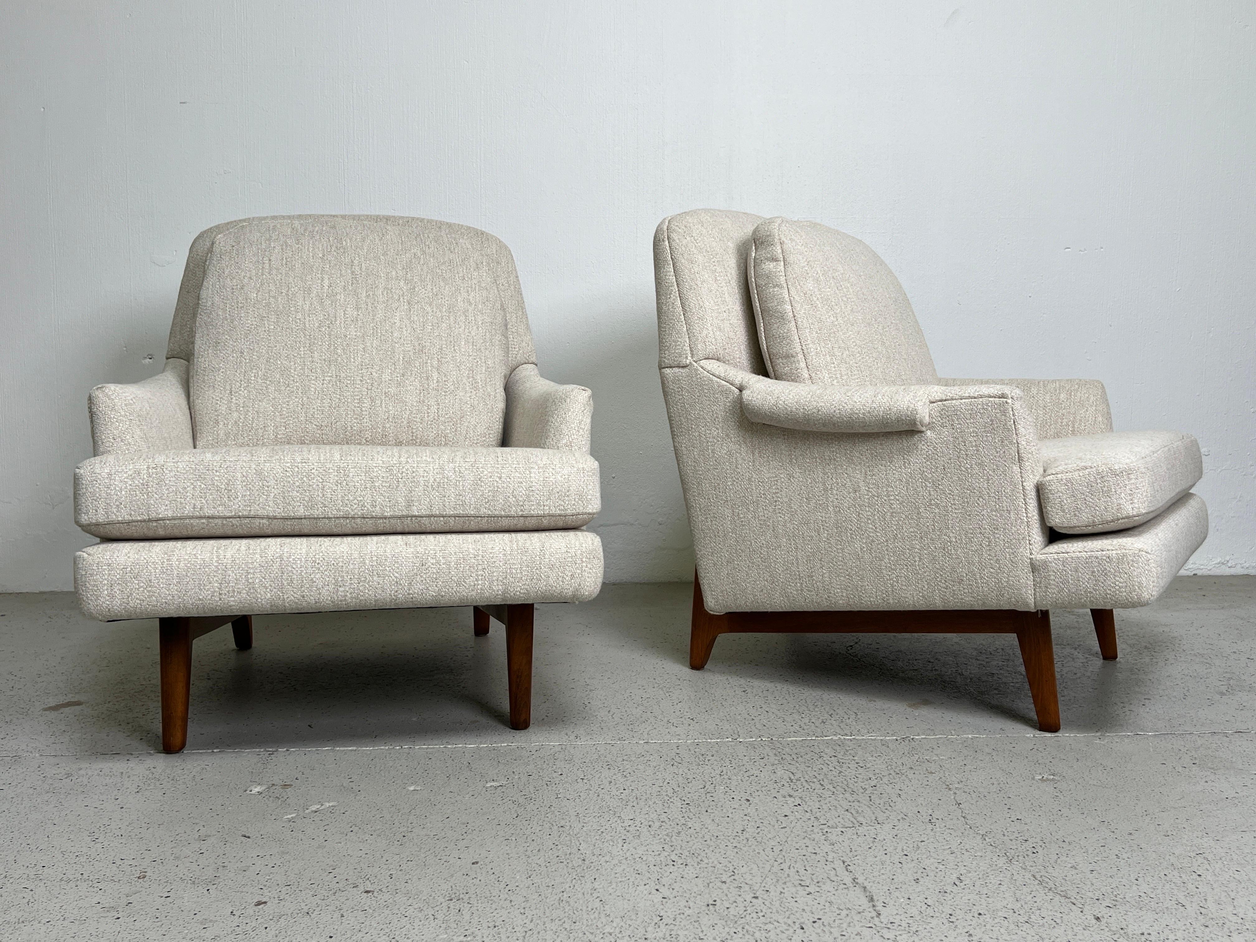 Pair of Dunbar Lounge Chairs  For Sale 2