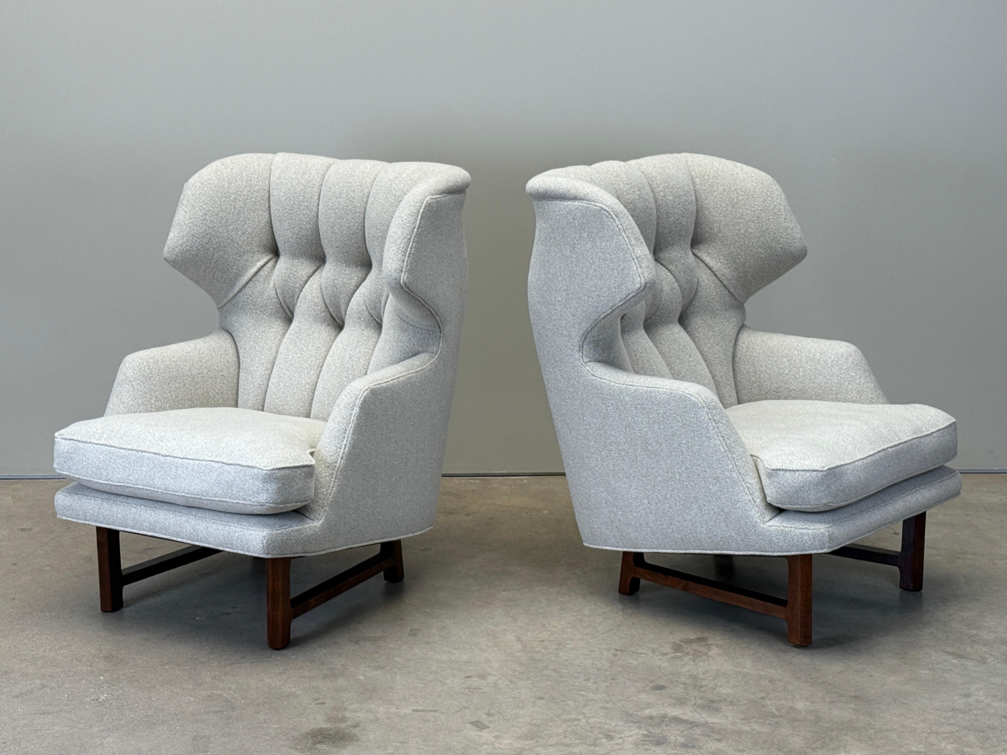 Paire de chaises Janus Dunbar à dossier à ailes par Edward Wormley en vente 8