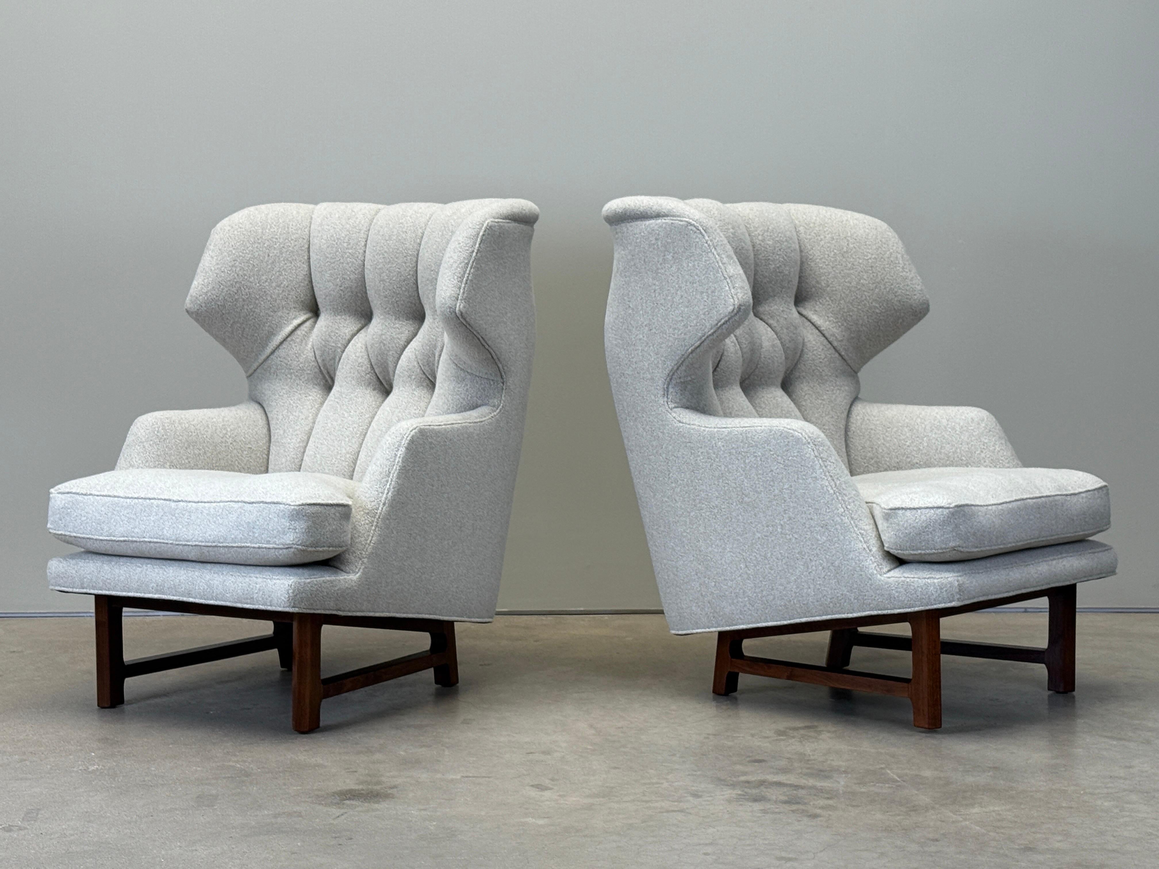 Paire de chaises Janus Dunbar à dossier à ailes par Edward Wormley en vente 9