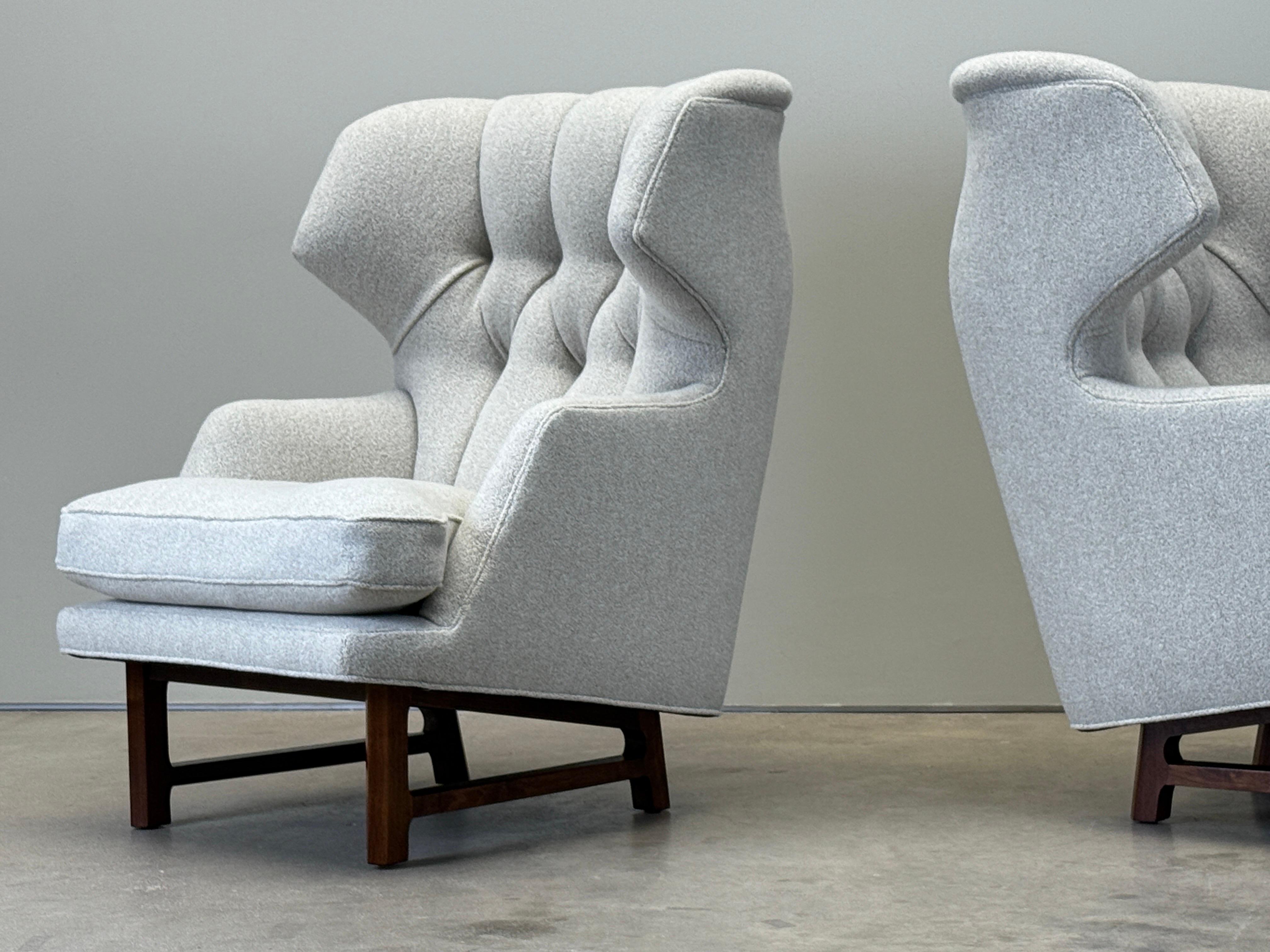 Paire de chaises Janus Dunbar à dossier à ailes par Edward Wormley en vente 14