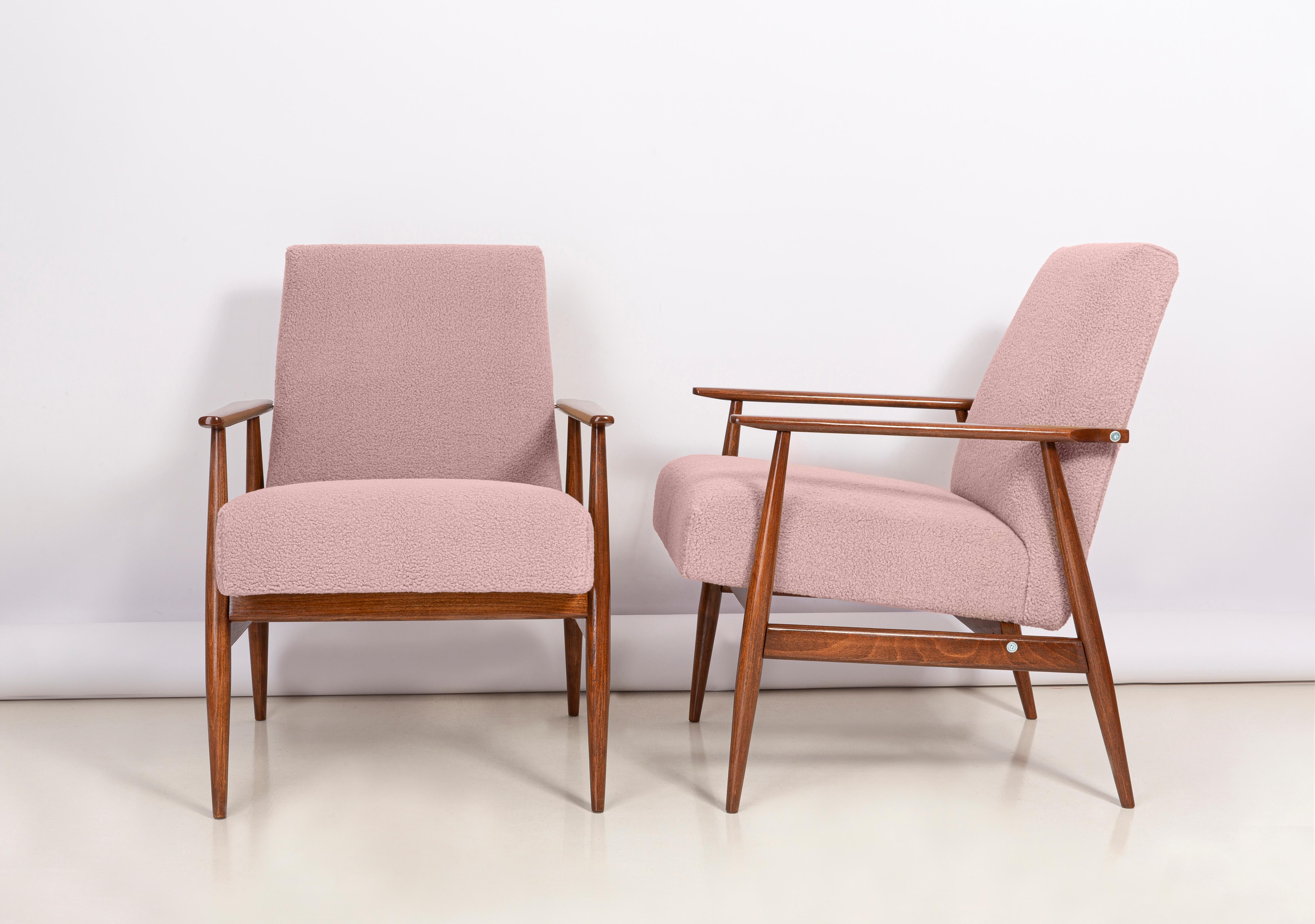 Mid-Century Modern Pair of Dusty Pink Bouclé Dante Armchairs, H. Lis, Europe, 1960s For Sale