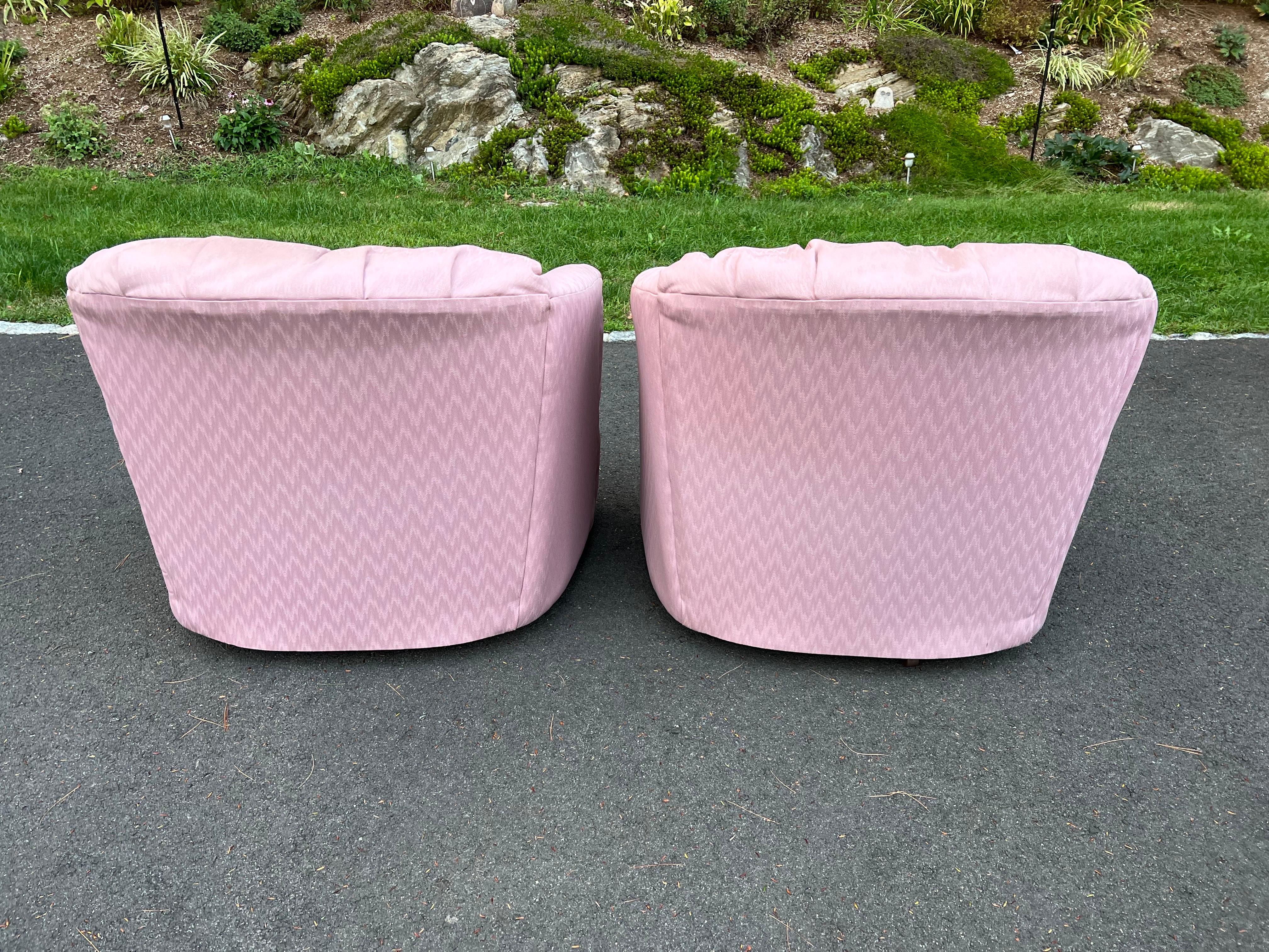 Pair of  Dusty Pink Swivel Club Chairs For Sale 7