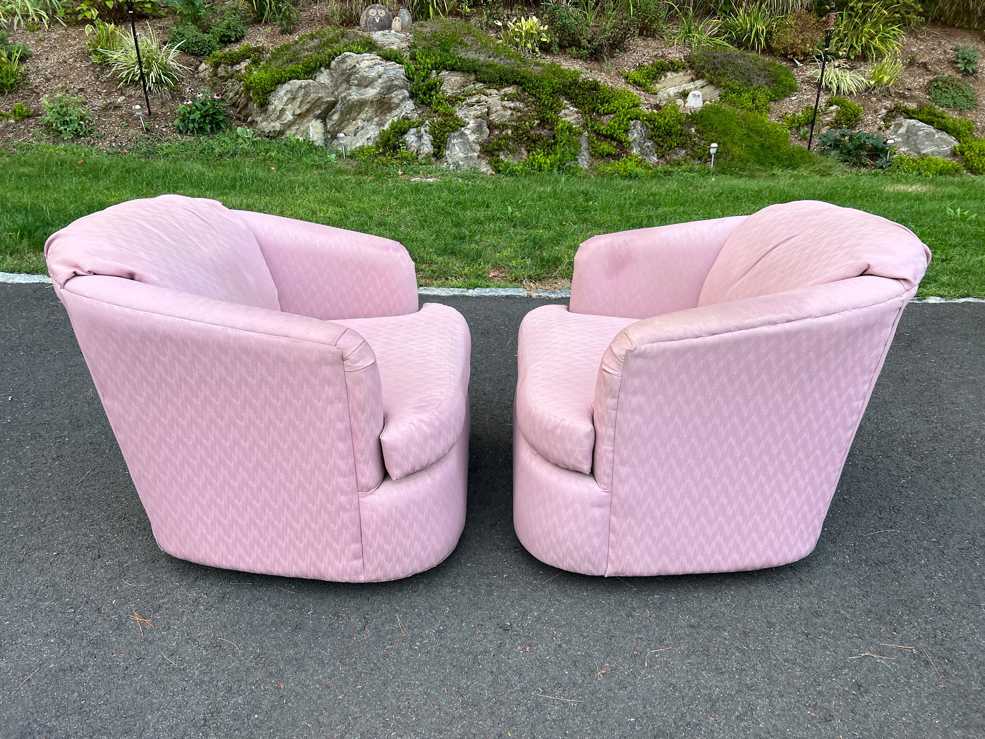 Pair of  Dusty Pink Swivel Club Chairs For Sale 1
