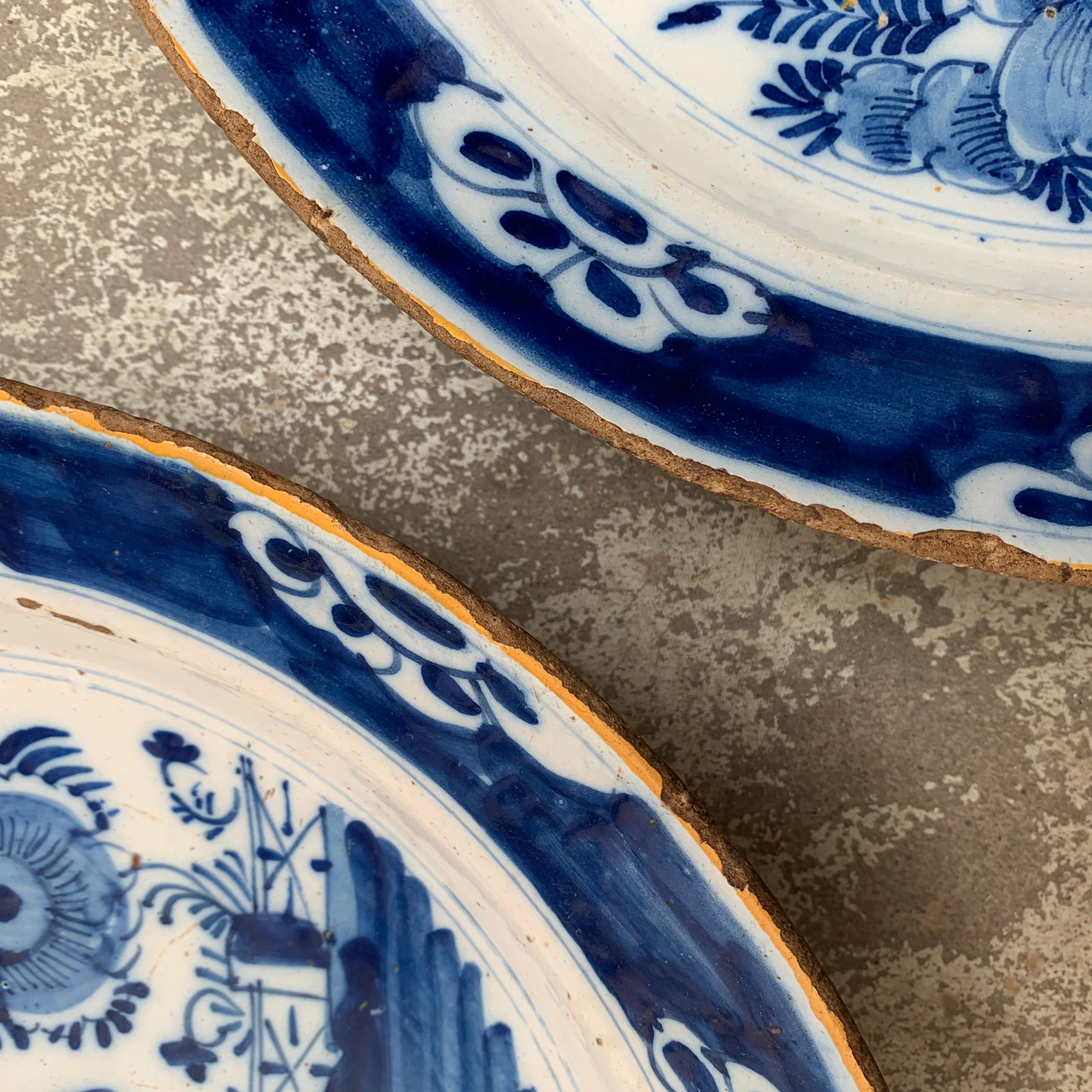 Pair Of Dutch 18th Century Blue And White Delft Chargers 6