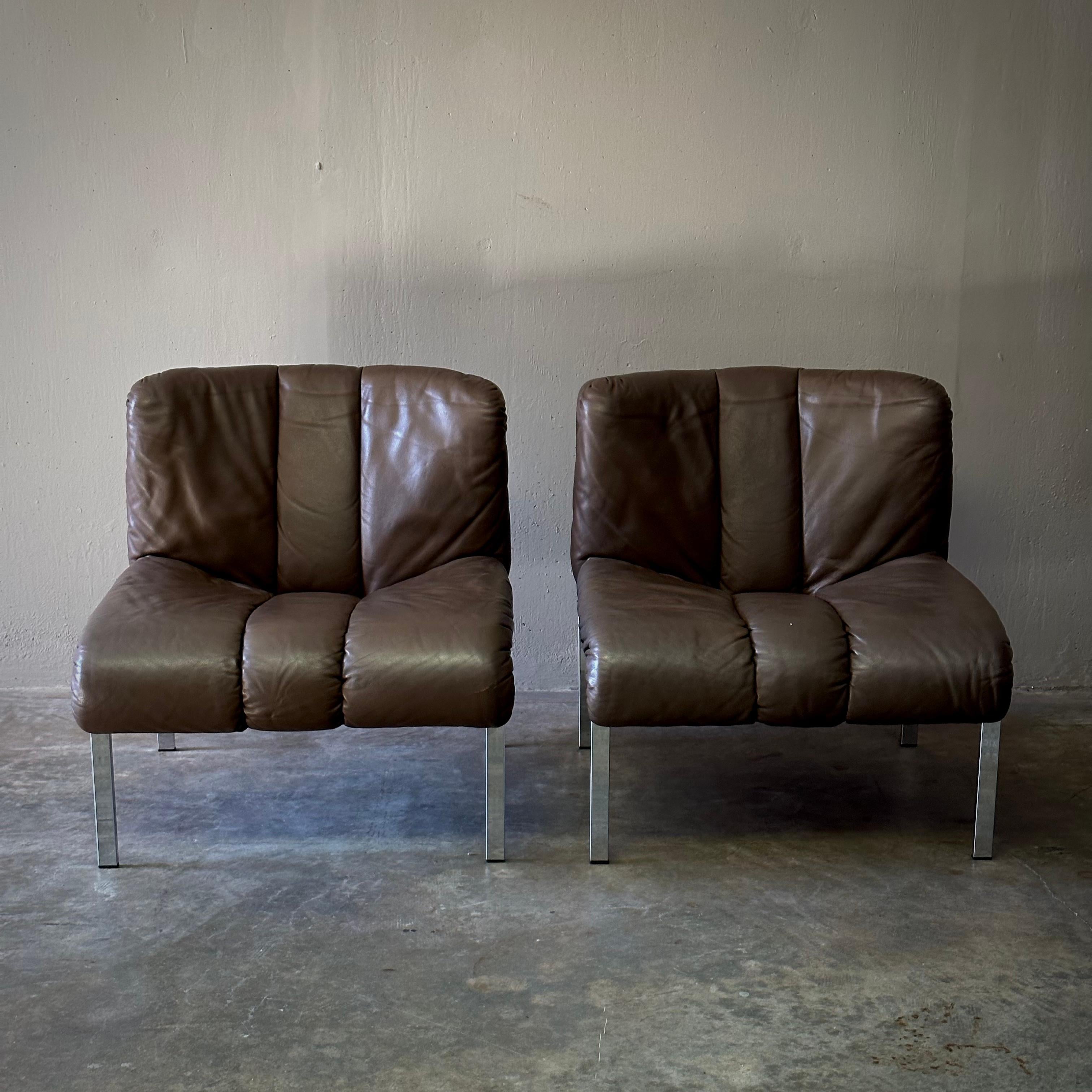 Late 20th Century Pair of Dutch 1970s Leather and Chrome Chairs For Sale