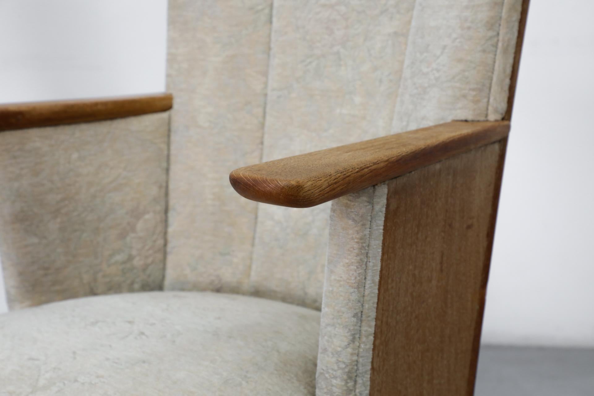 Pair of Dutch Art Deco Salon Chairs in Oak with Pale Patterned Upholstery 9