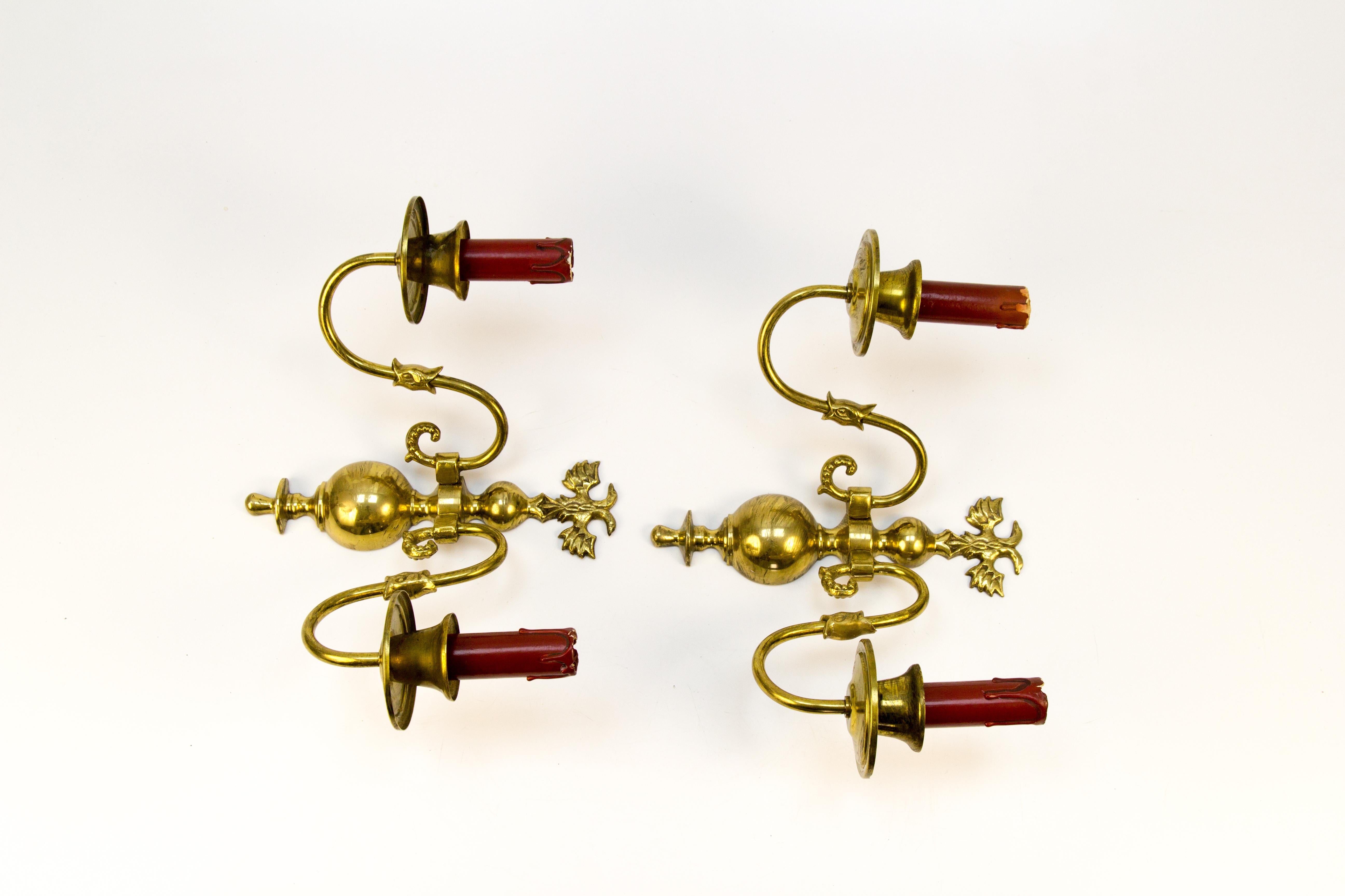 Pair of Dutch Two-Light Brass Sconces In Good Condition For Sale In Barntrup, DE