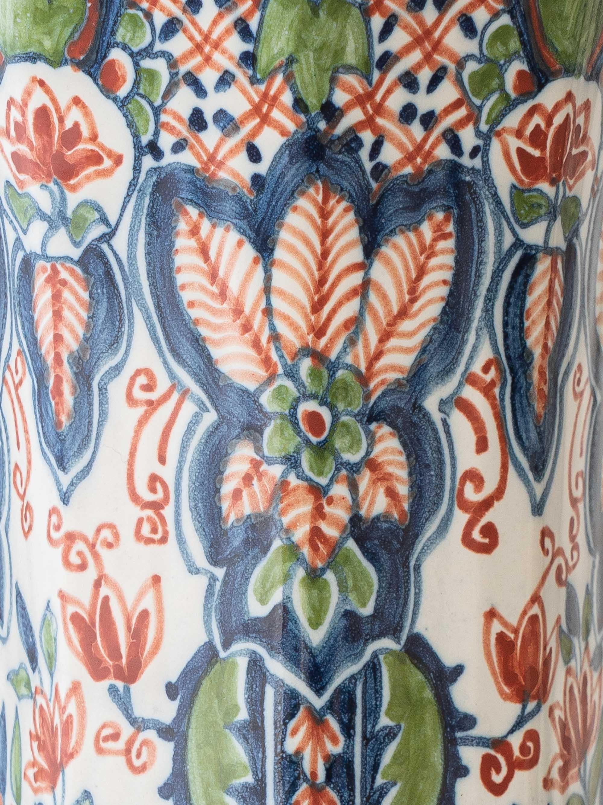 Pair of Dutch Delft Makkum Ceramic Table Lamps, New Olive Green Velvet Shades en venta 4