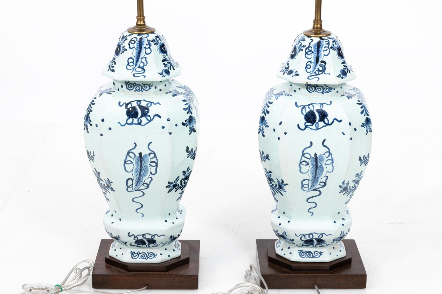 Pair of Dutch Delft Painted Lamps 6
