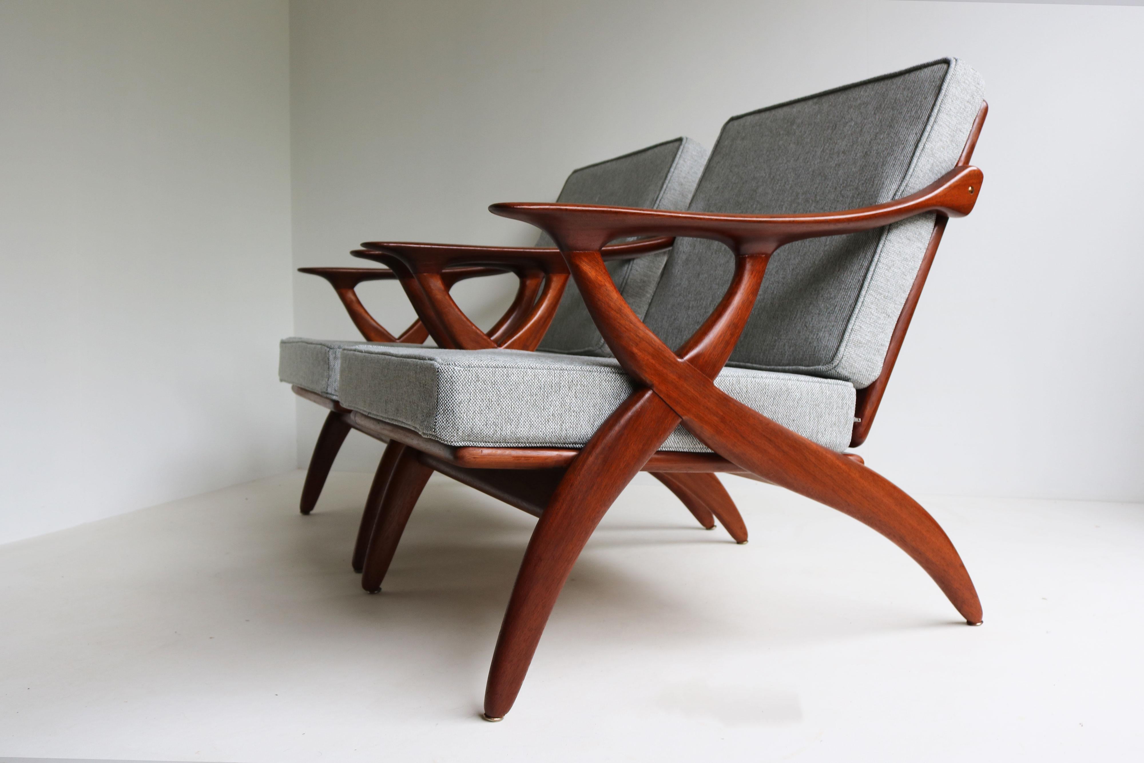 Mid-20th Century Pair of Dutch design lounge chairs by de ster Gelderland 1950 teak mid-century For Sale