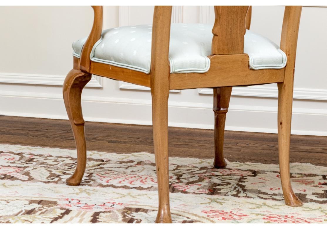 Coppia di poltrone a crocchia di pastore olandesi intarsiate da restaurare in vendita 3