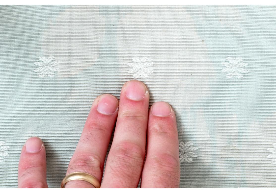 XX secolo Coppia di poltrone a crocchia di pastore olandesi intarsiate da restaurare in vendita