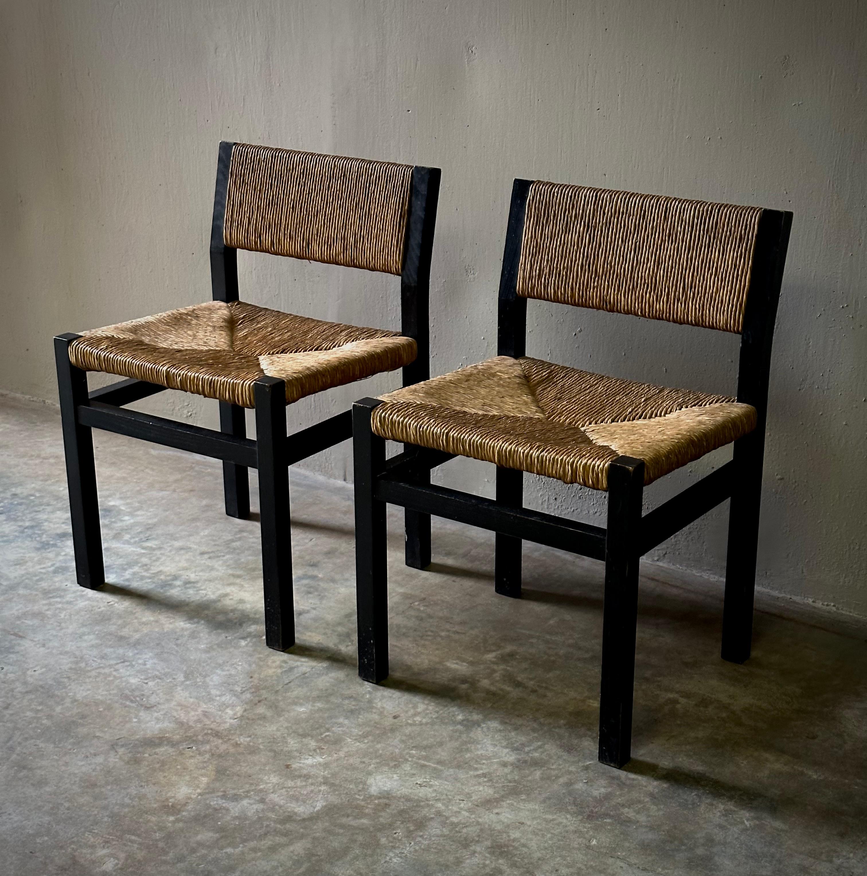 Pair of Dutch Mid-Century Wenge Dining Chairs In Good Condition For Sale In Los Angeles, CA
