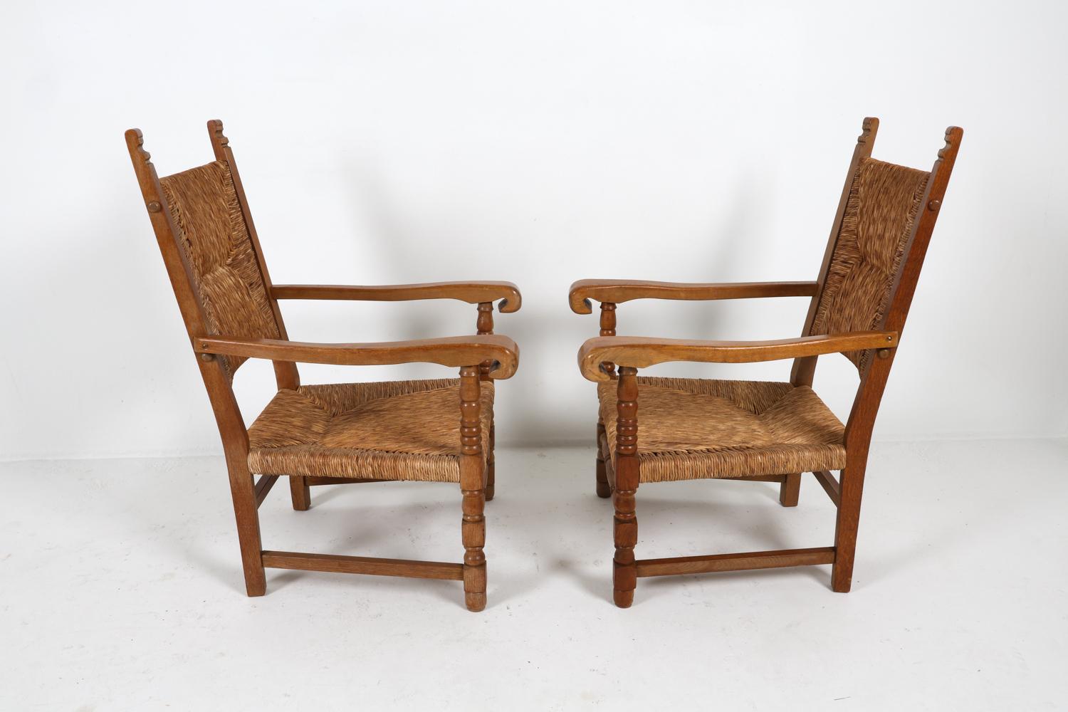 Olandese Coppia di poltrone da pranzo olandesi in Oak e giunco, circa anni '50 in vendita