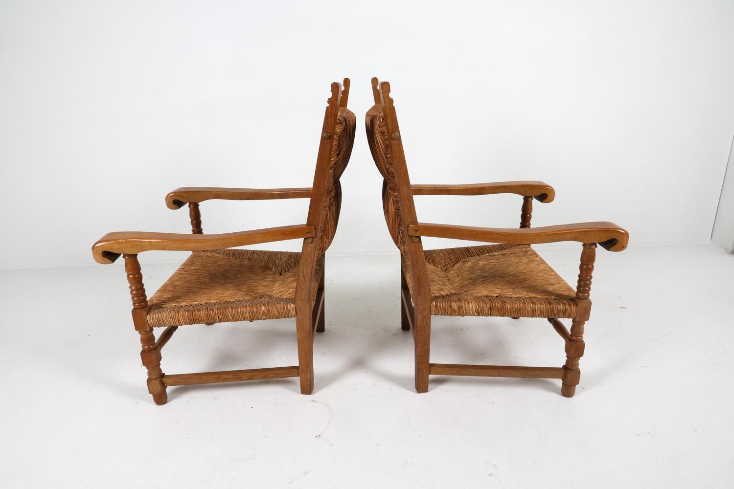 XX secolo Coppia di poltrone da pranzo olandesi in Oak e giunco, circa anni '50 in vendita