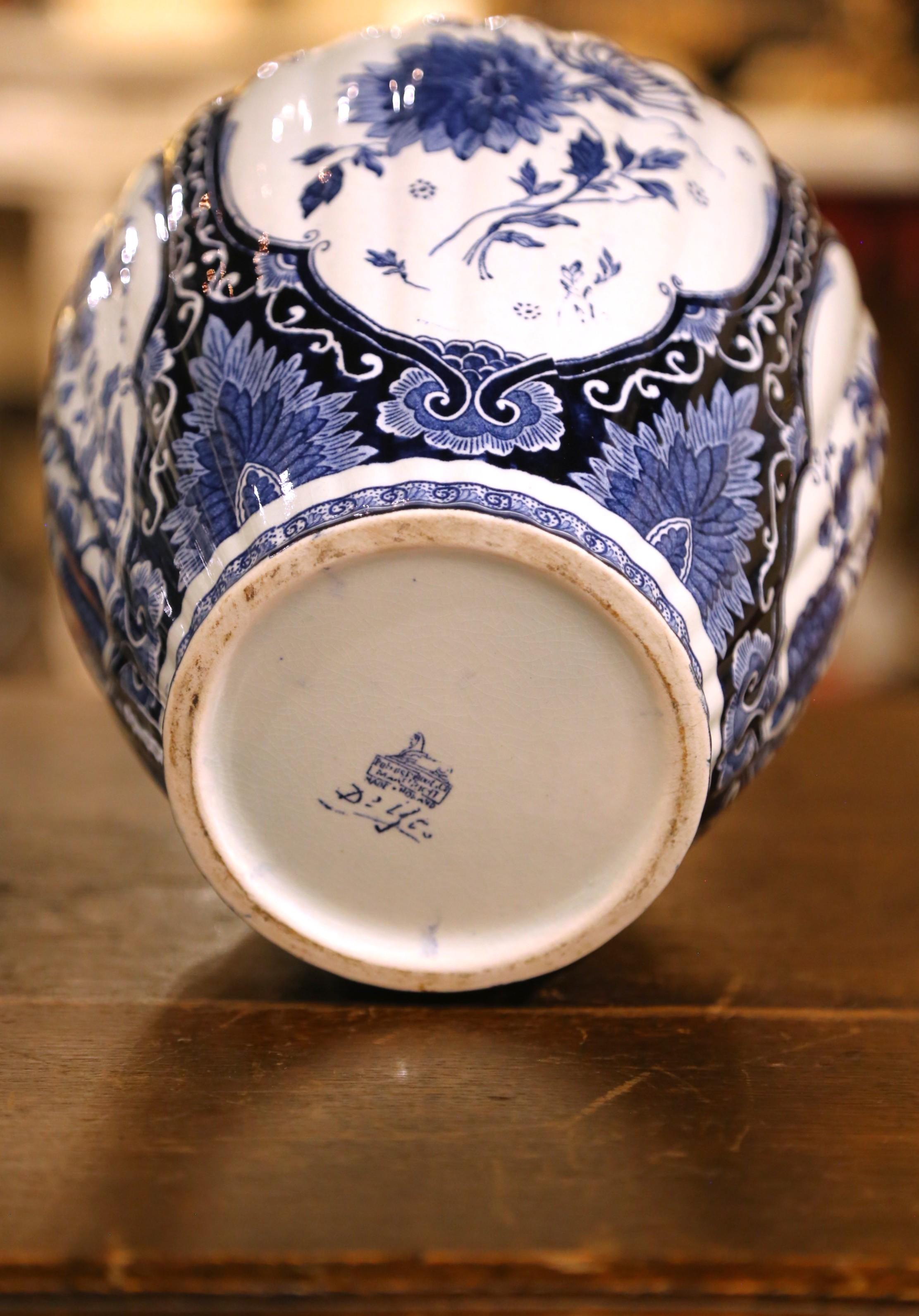 Pair of Dutch Painted Blue and White Faience Delft Ginger Jars Vases, Circa 1920 4