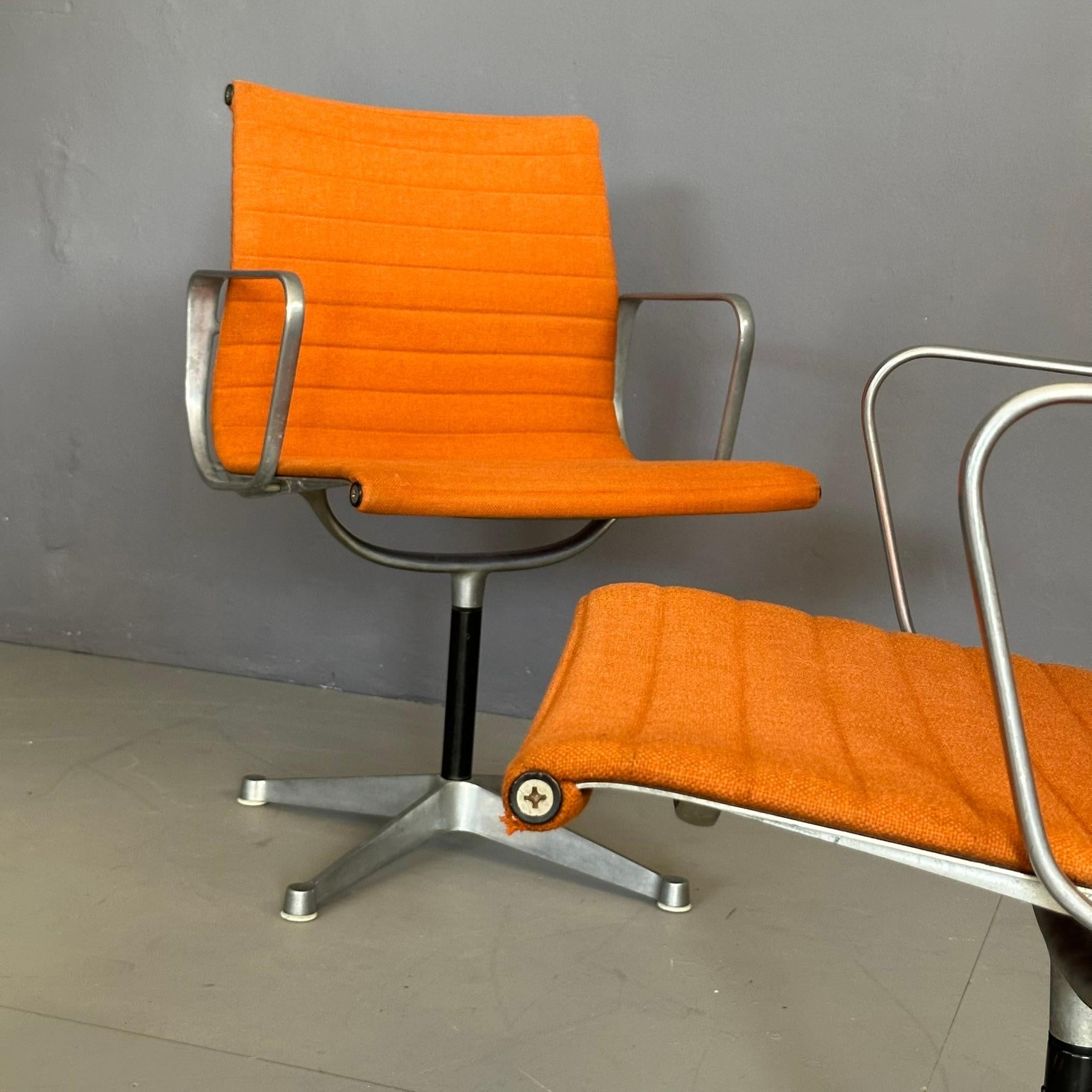 Pair of EA108 armchairs design by Charles Eames for Herman Miller swivel seat In Good Condition In Milan, IT