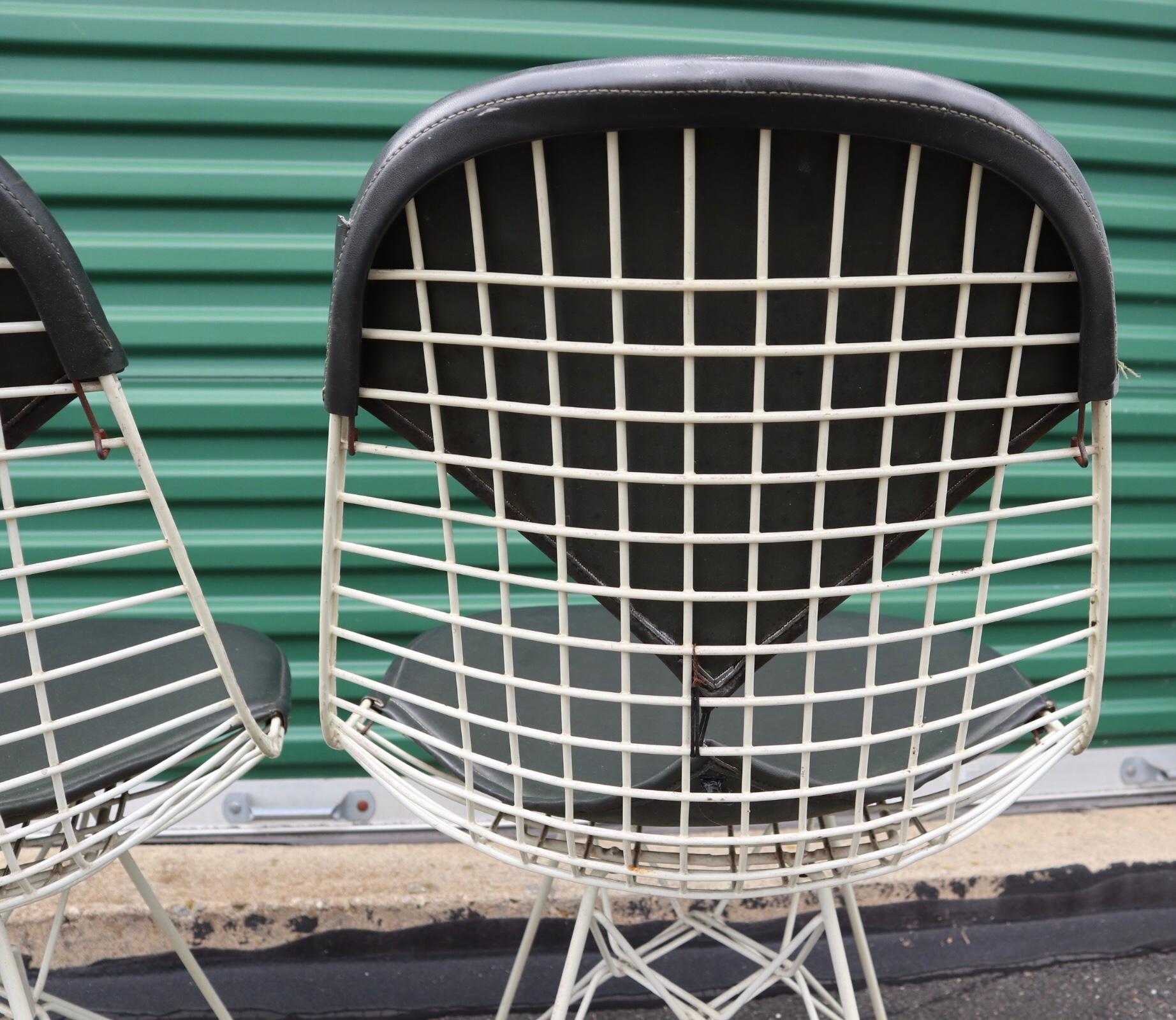 Pair of Eames DKR-2 Bikini Wire Dining Chairs In Fair Condition In Brooklyn, NY