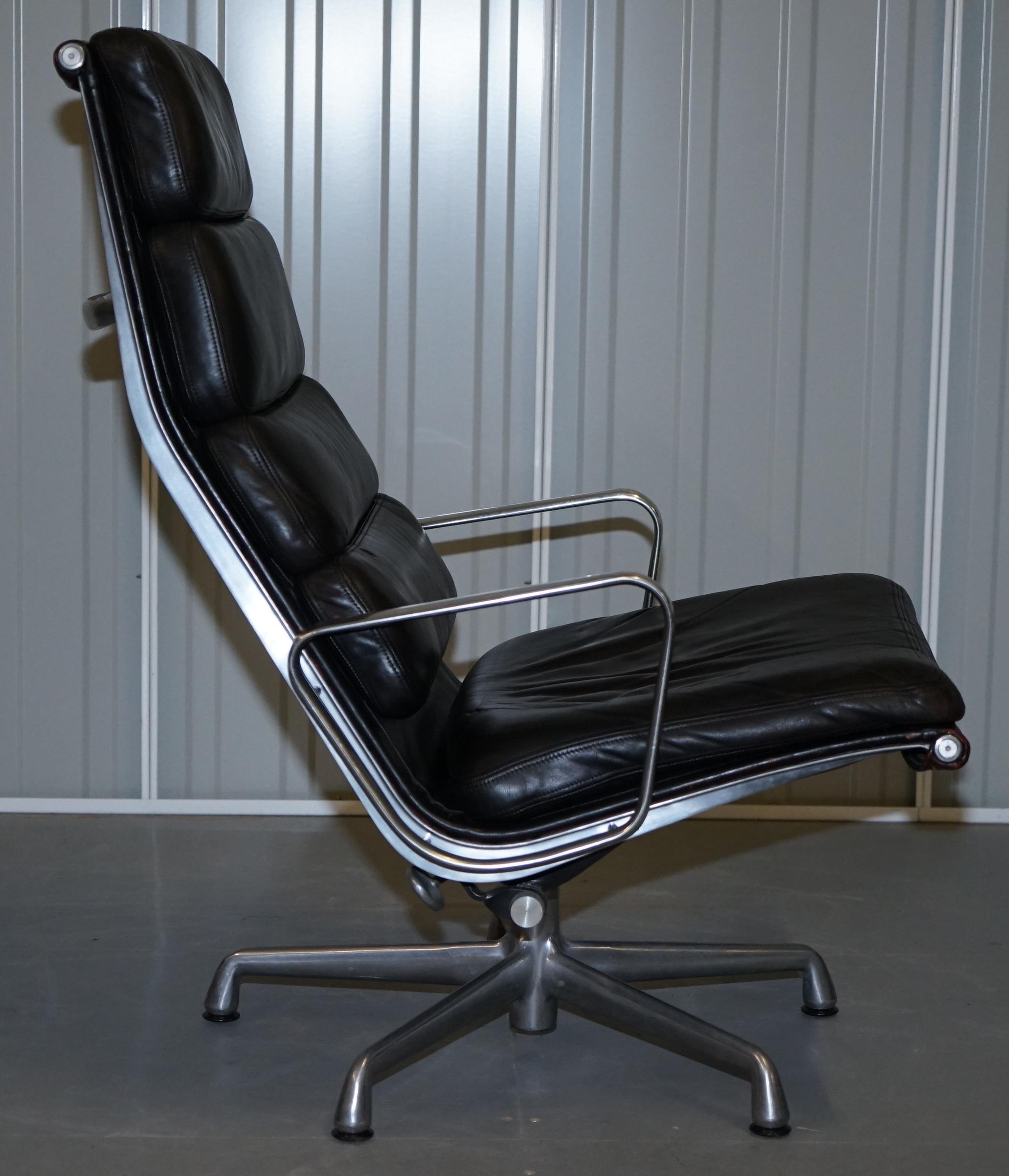 herman miller recliner