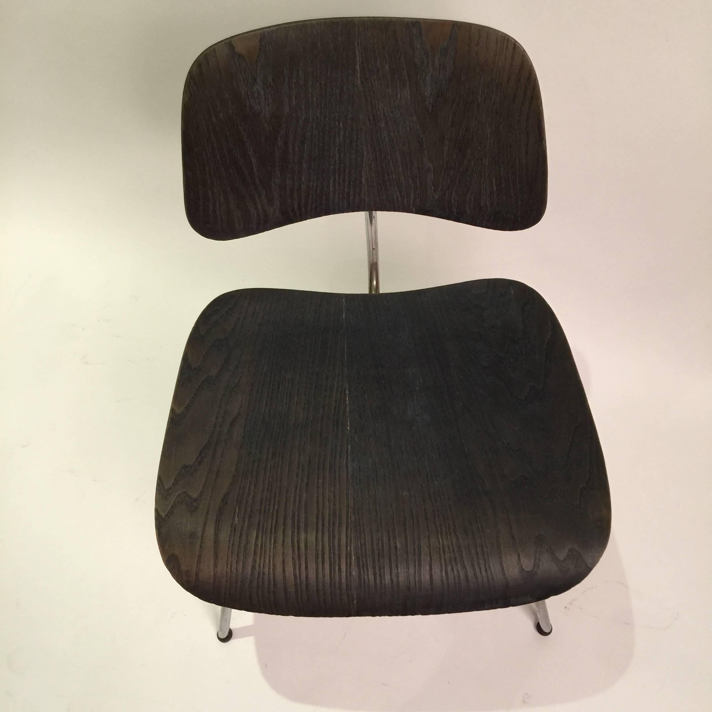 Mid-Century Modern Pair of Eames for Evans DCM chairs