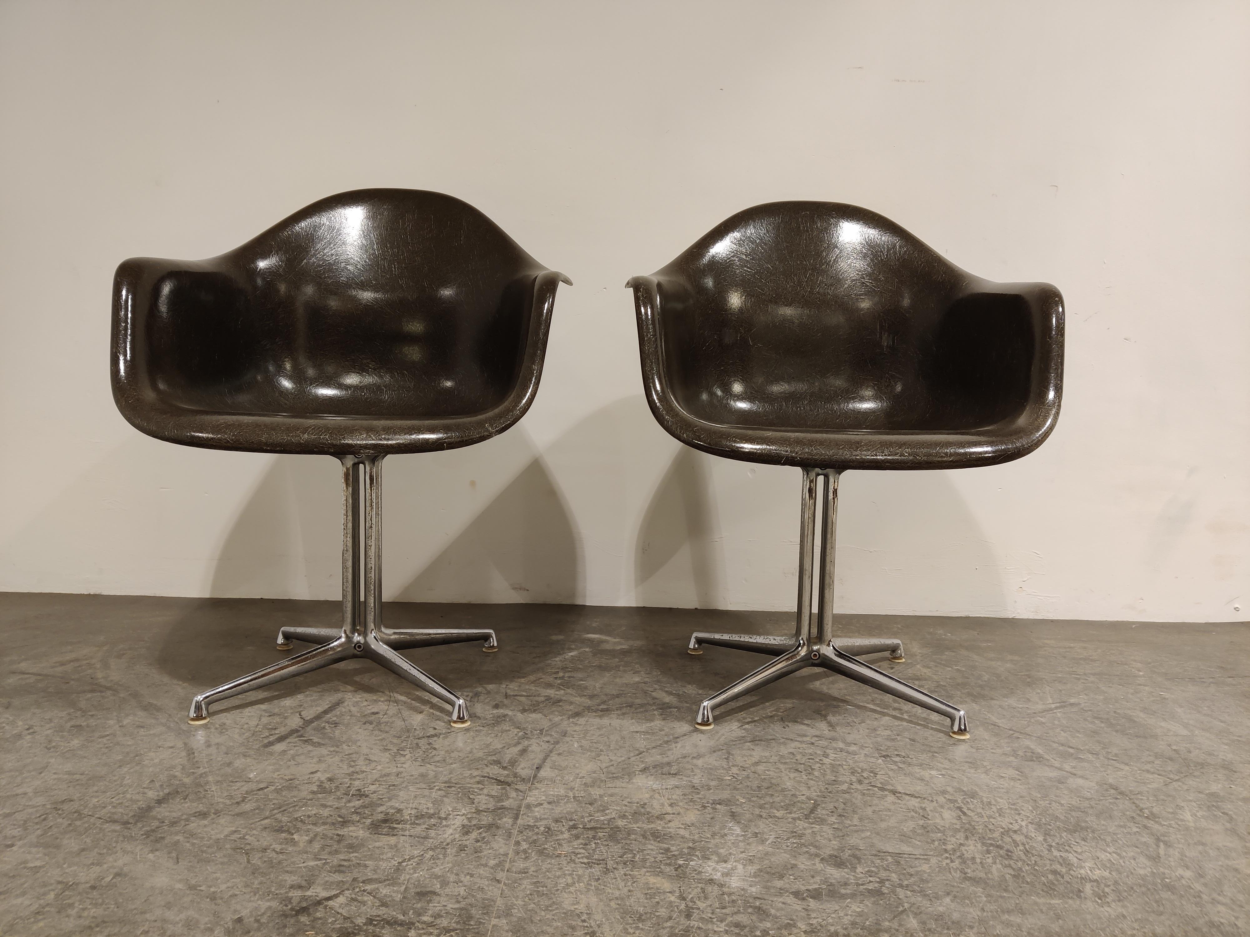 Mid-Century Modern Pair of Eames for Herman Miller La Fonda Chairs, 1970s