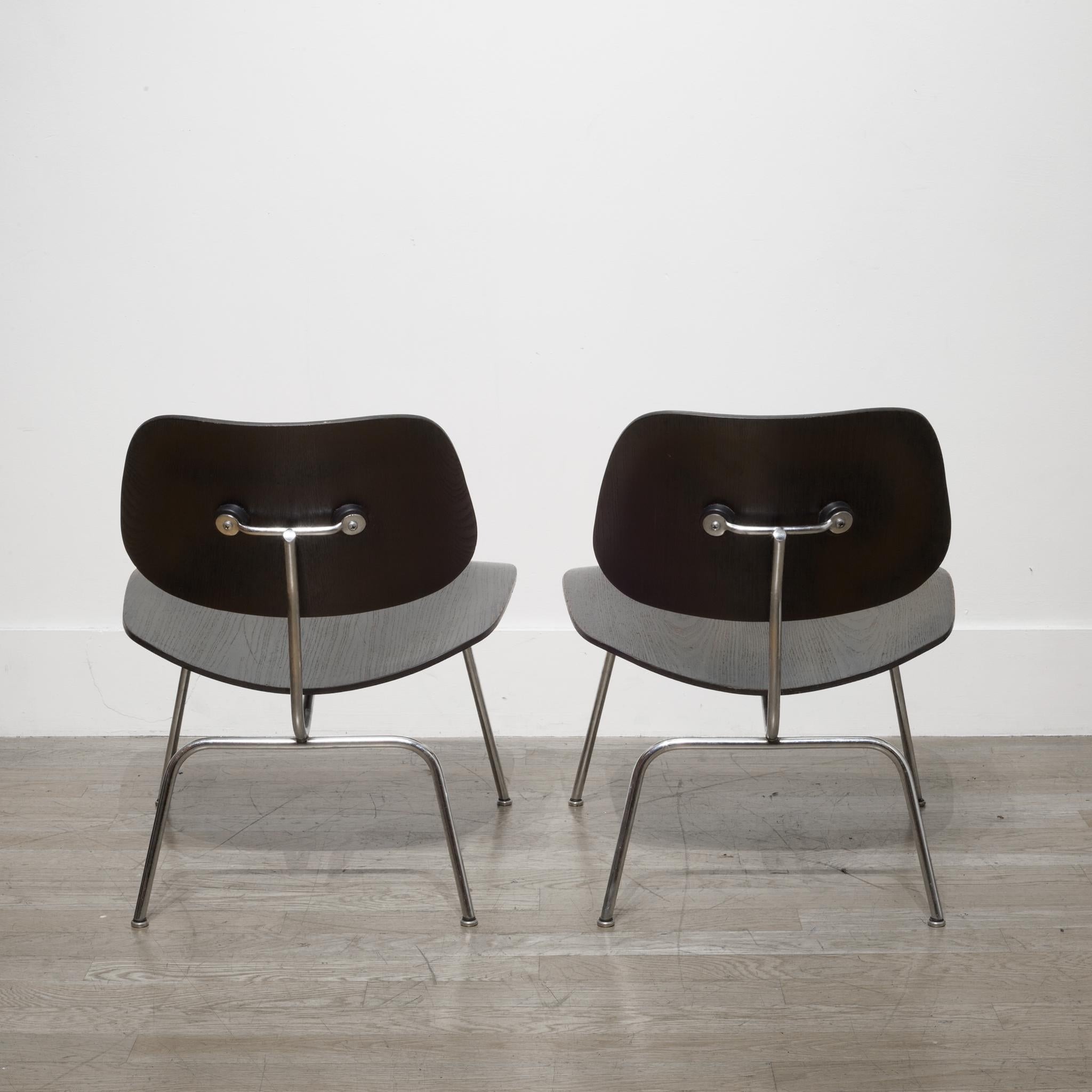 Mid-Century Modern Pair of Eames for Herman Miller LCM Chairs in Black, circa 1950