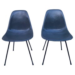 Retro Pair of Eames Herman Miller Dining Chairs in Elephant Gray
