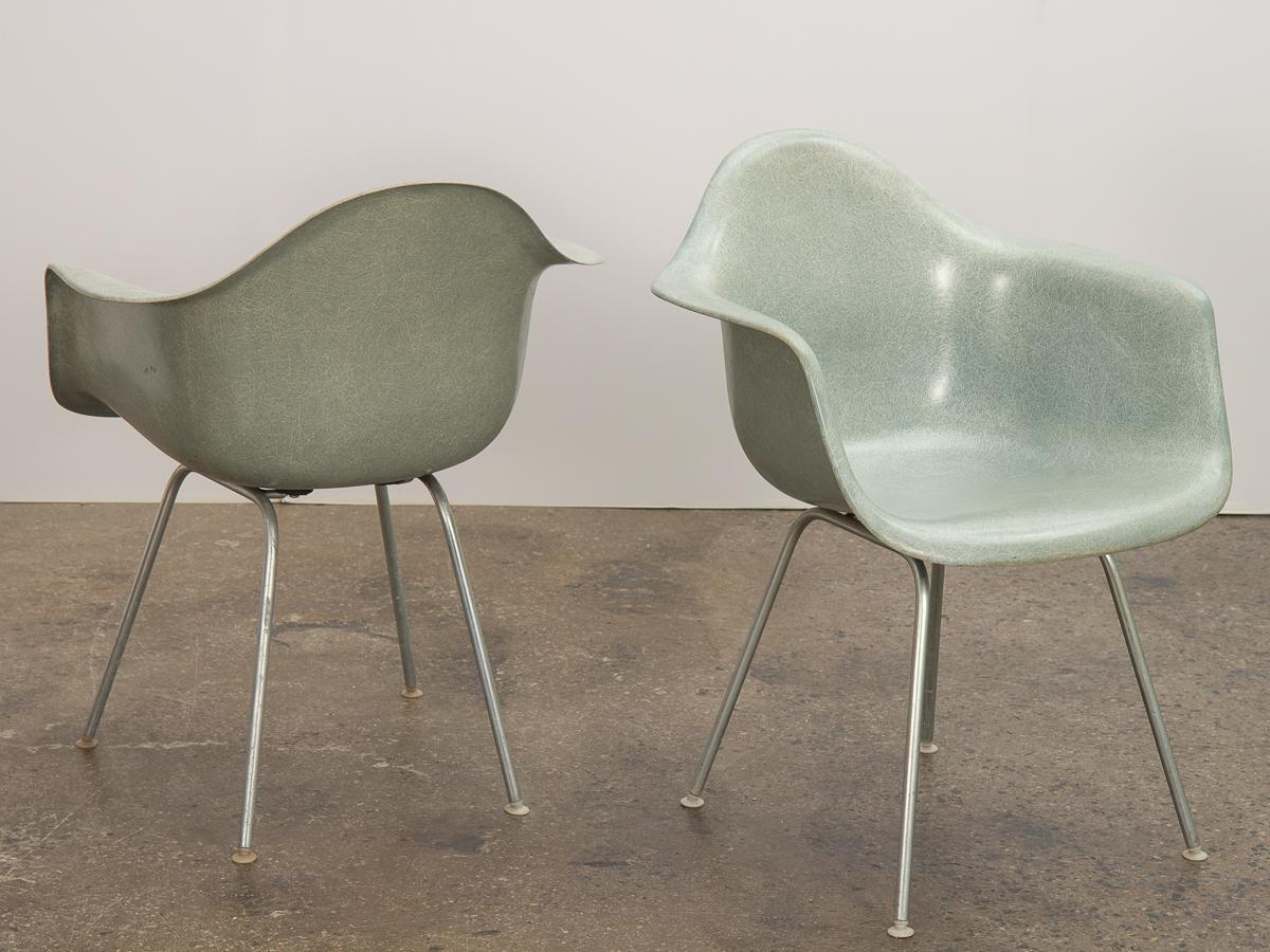 Pair of Eames Seafoam DAX Armchairs In Good Condition In Brooklyn, NY