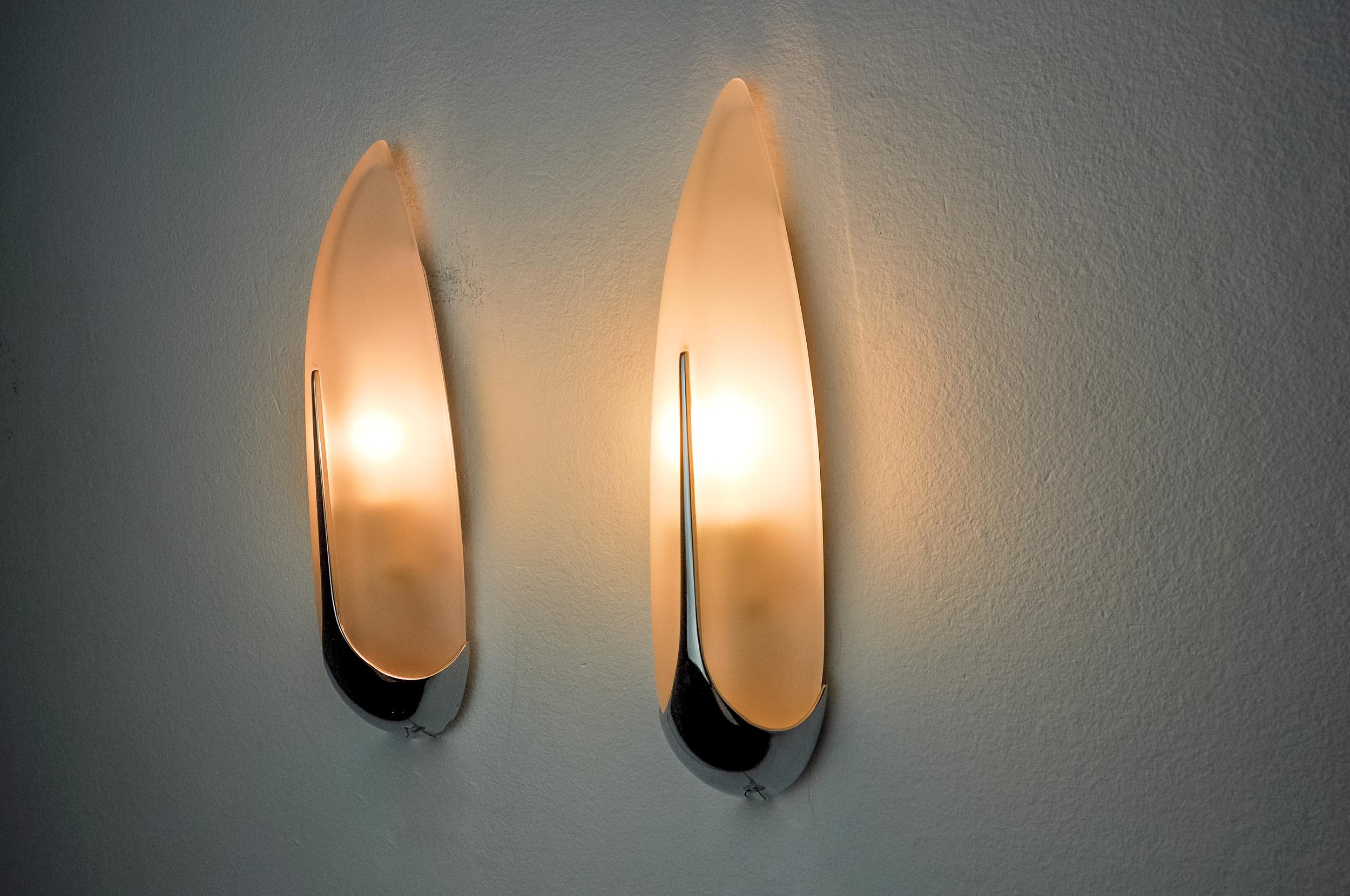 Bellissima coppia di lampade da parete 