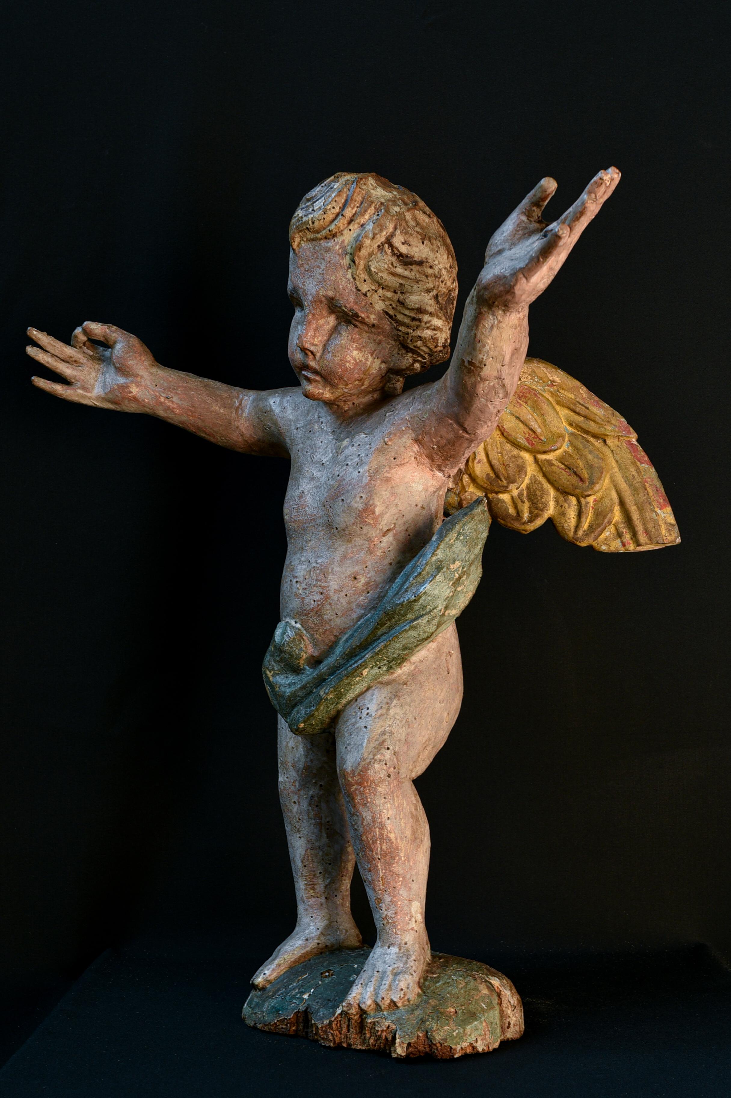 Paire d'angelots italiens en bois polychrome du début du 18e siècle en vente 3