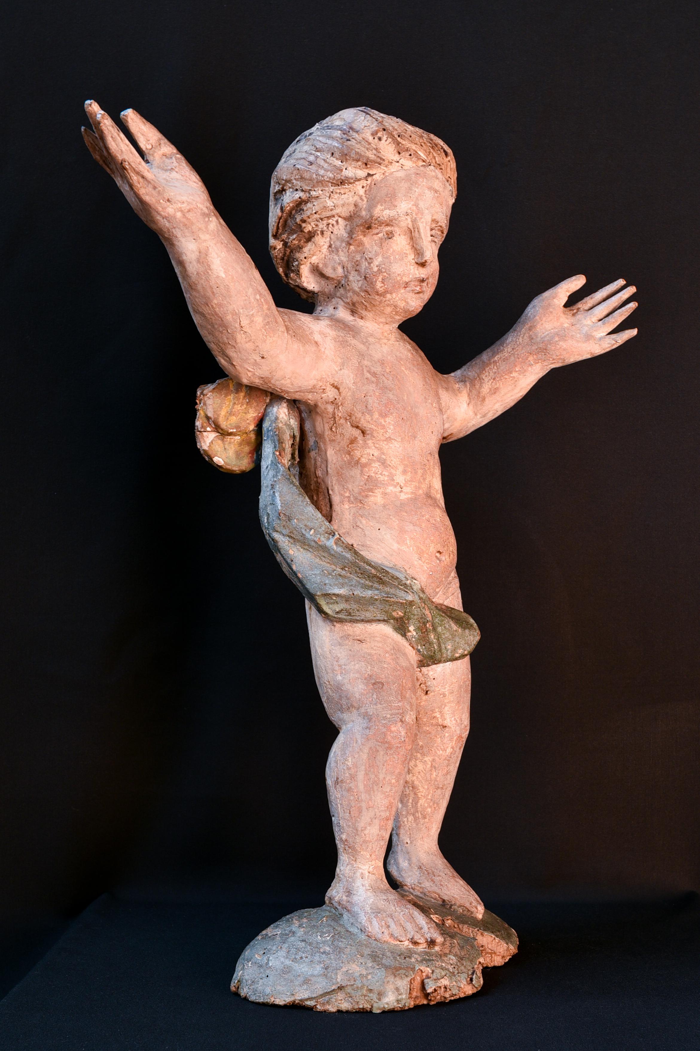 Baroque Pair of early 18th century Italian cherubs in polychrome wood For Sale